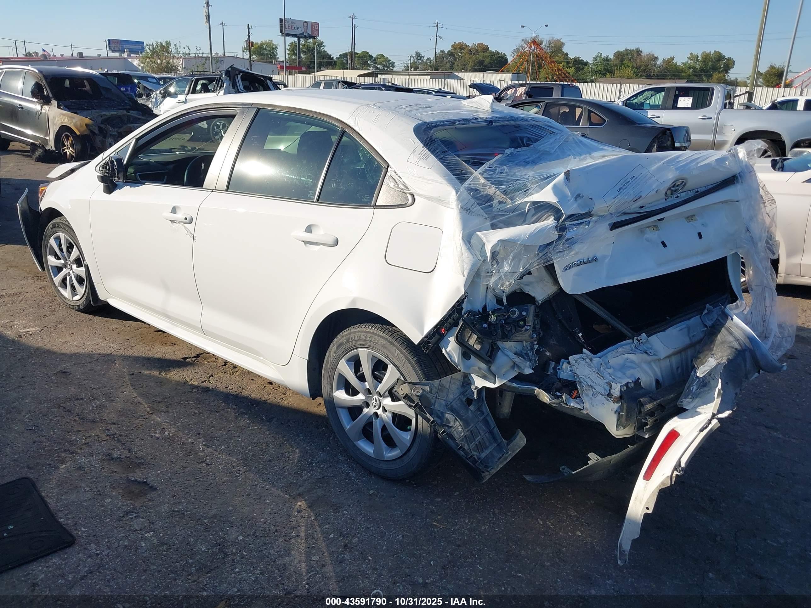 TOYOTA COROLLA image 3