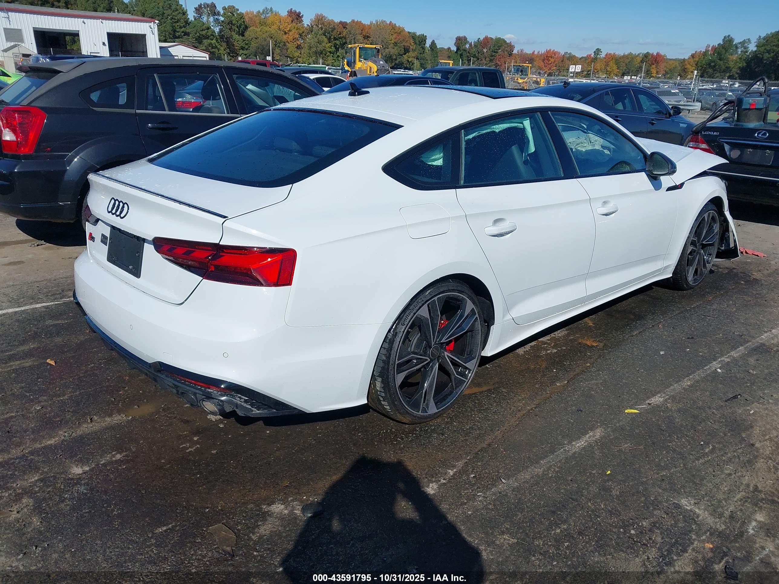 AUDI S5 image 4