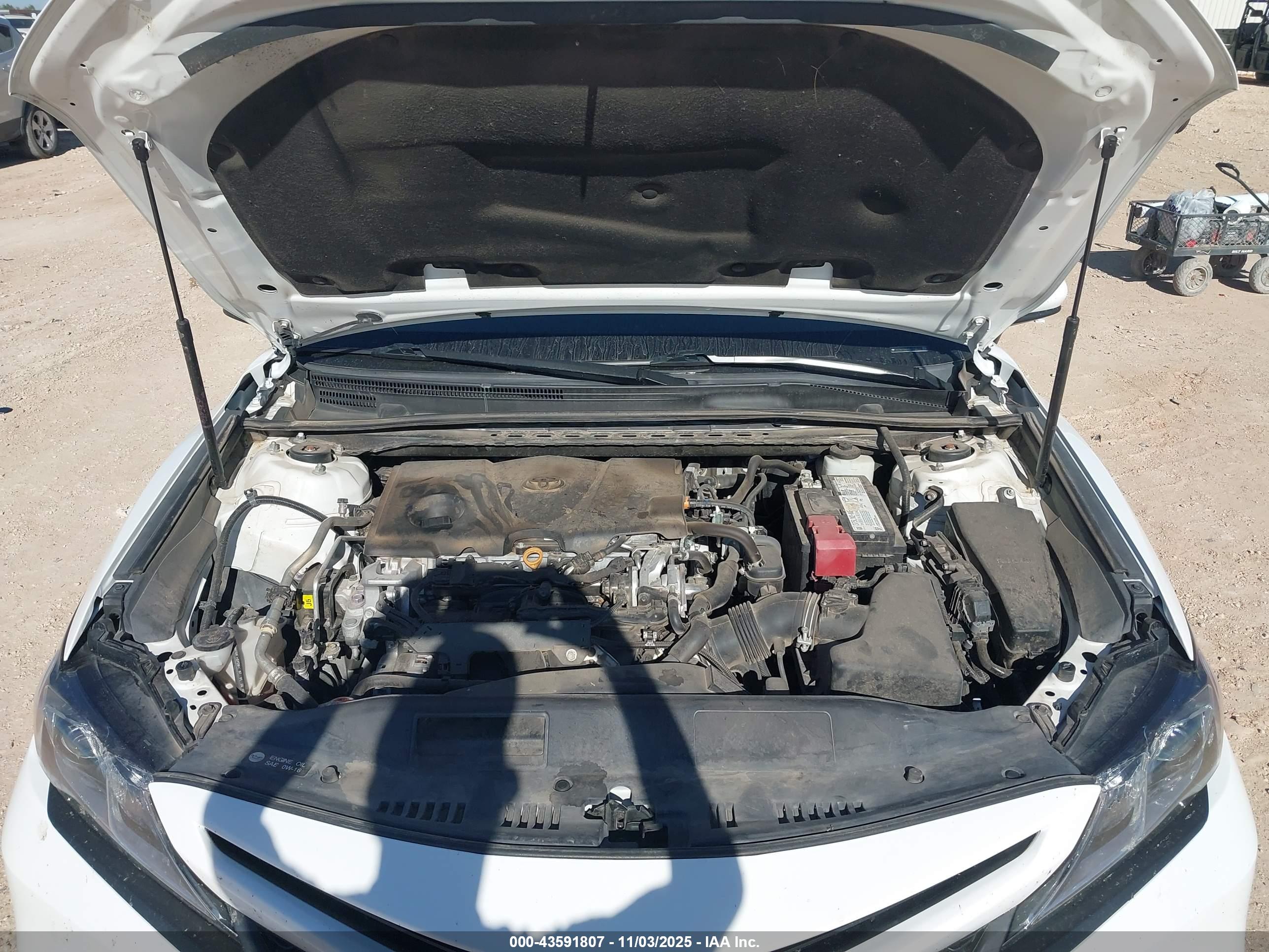 TOYOTA CAMRY image 10