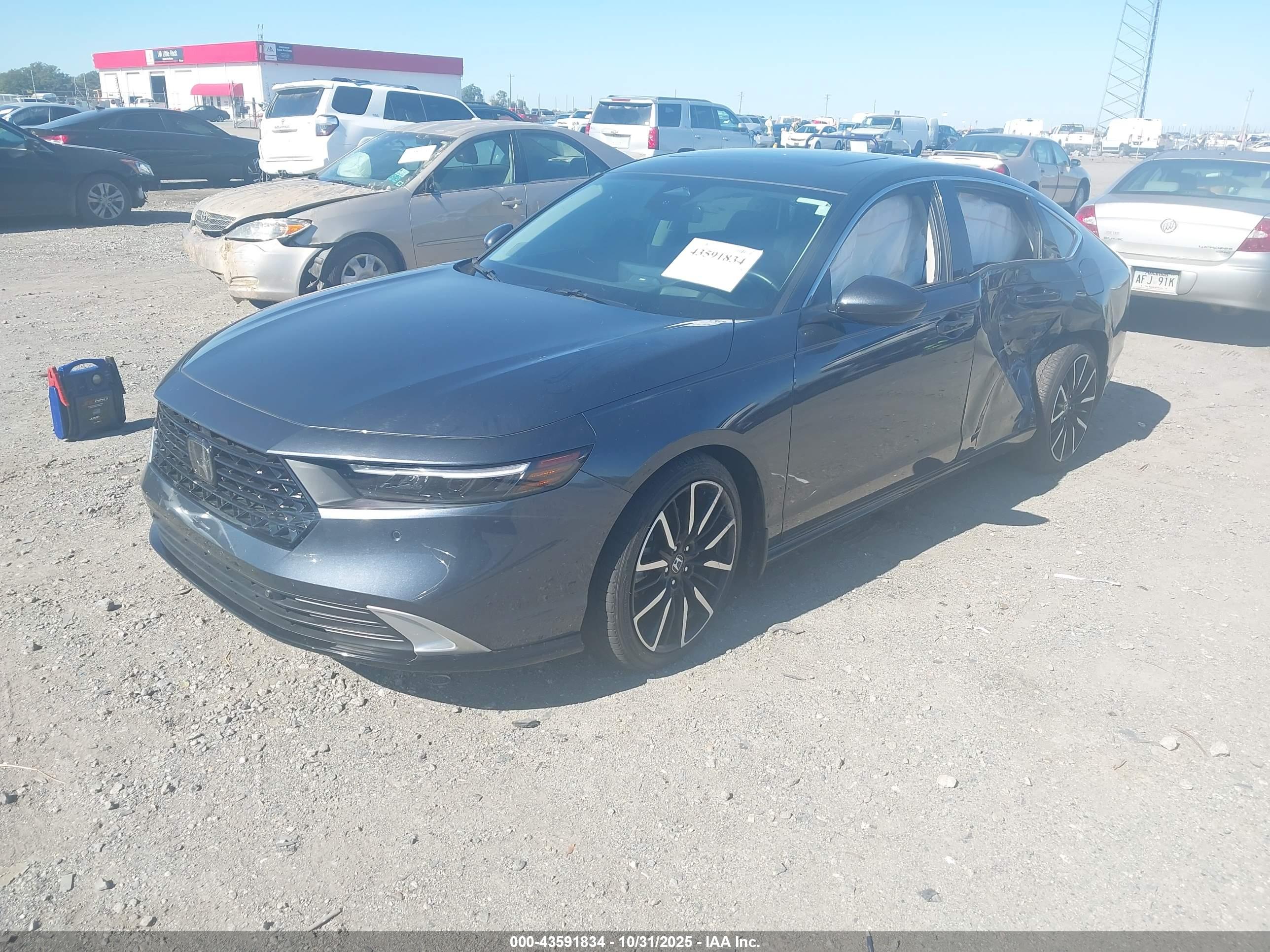 HONDA ACCORD image 2
