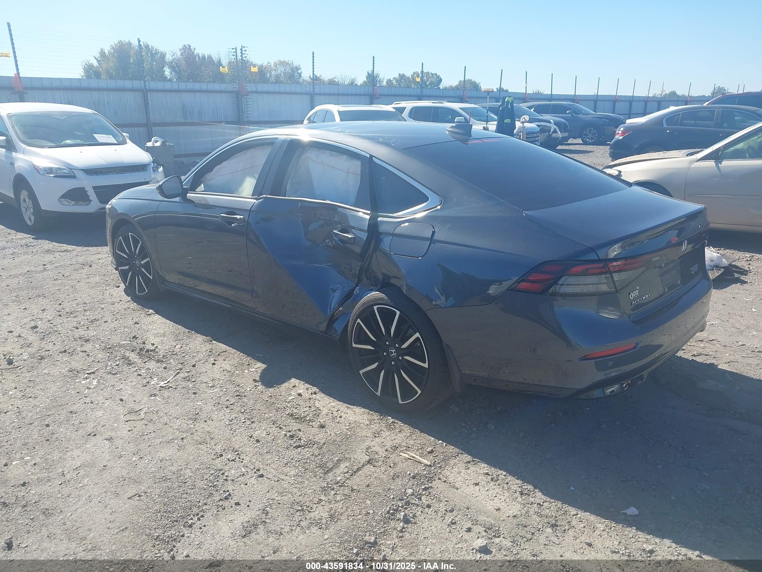 HONDA ACCORD image 3