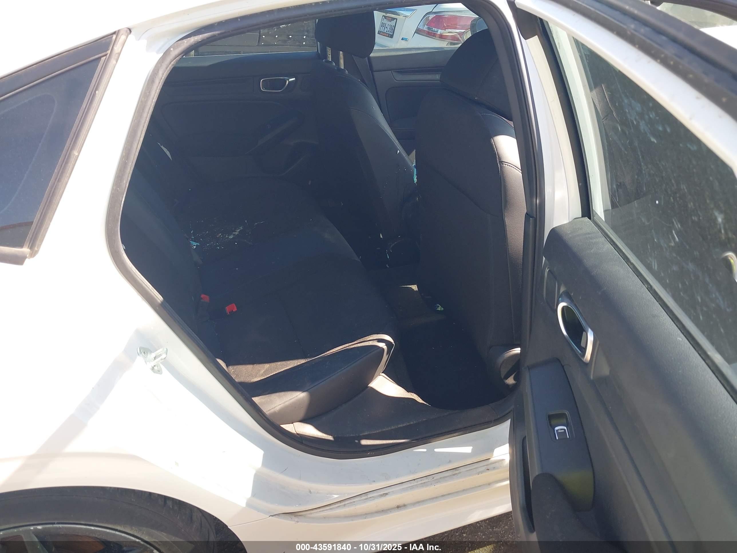 HONDA CIVIC image 8