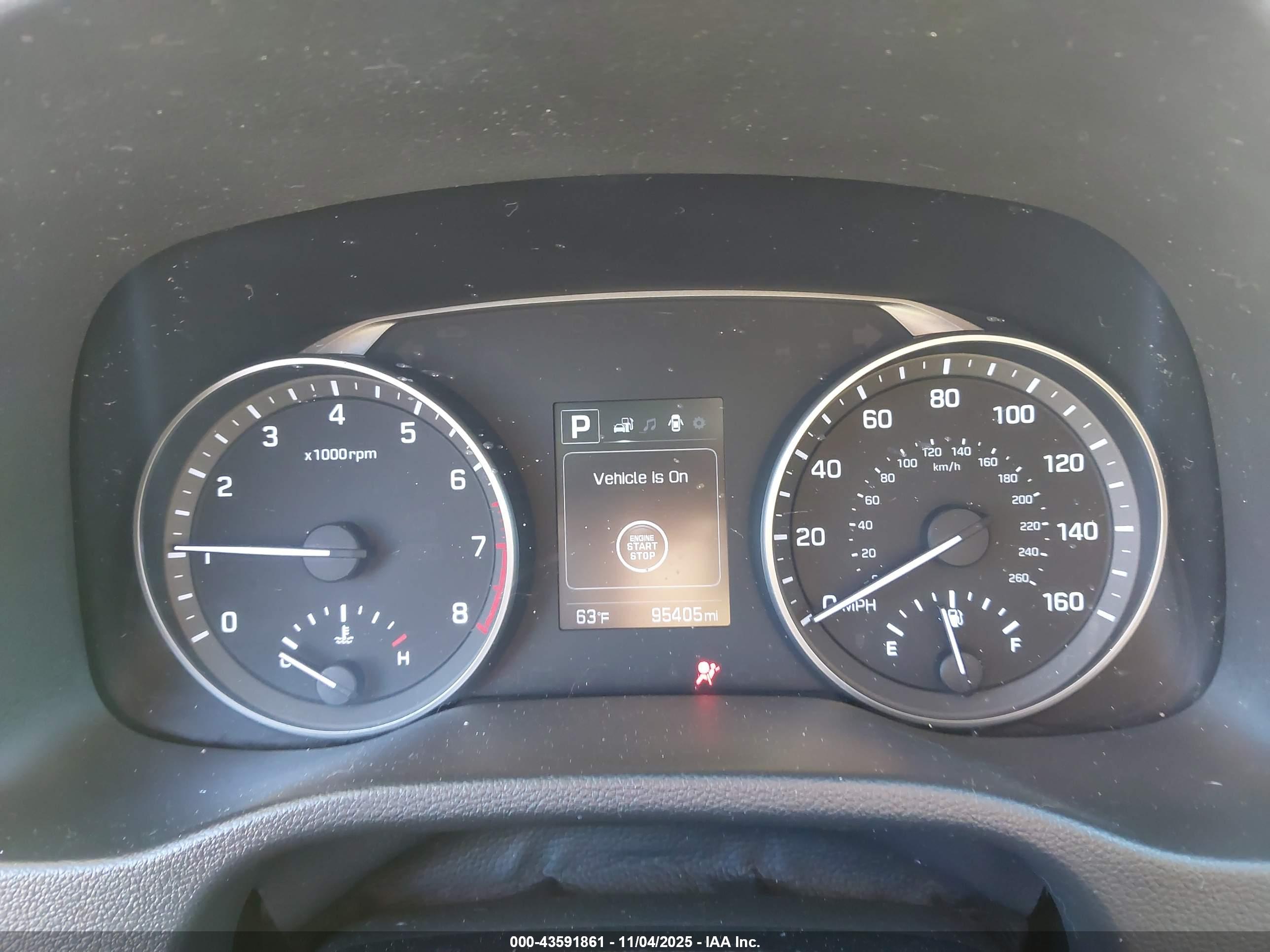 HYUNDAI ELANTRA image 7