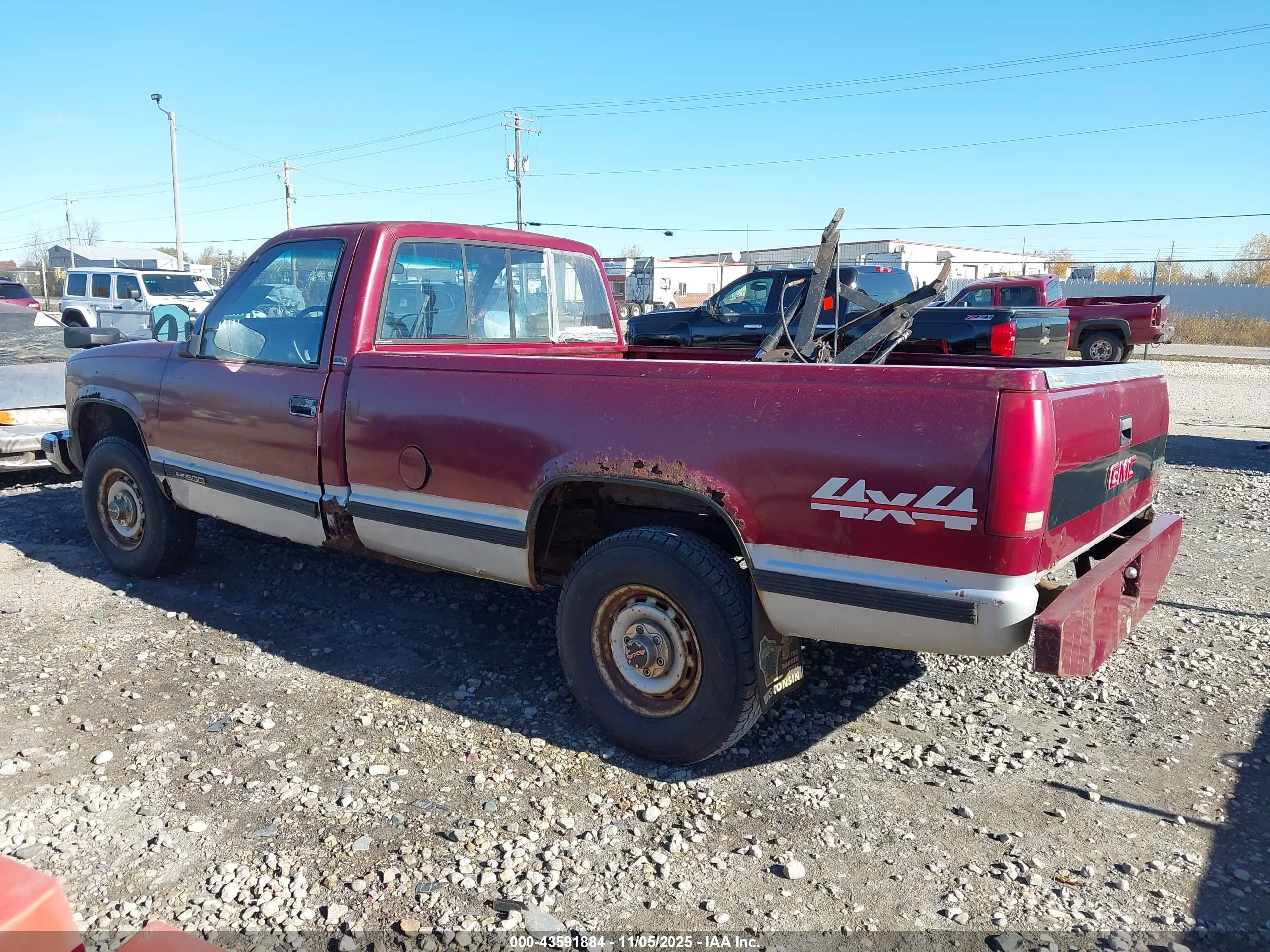 GMC SIERRA image 3