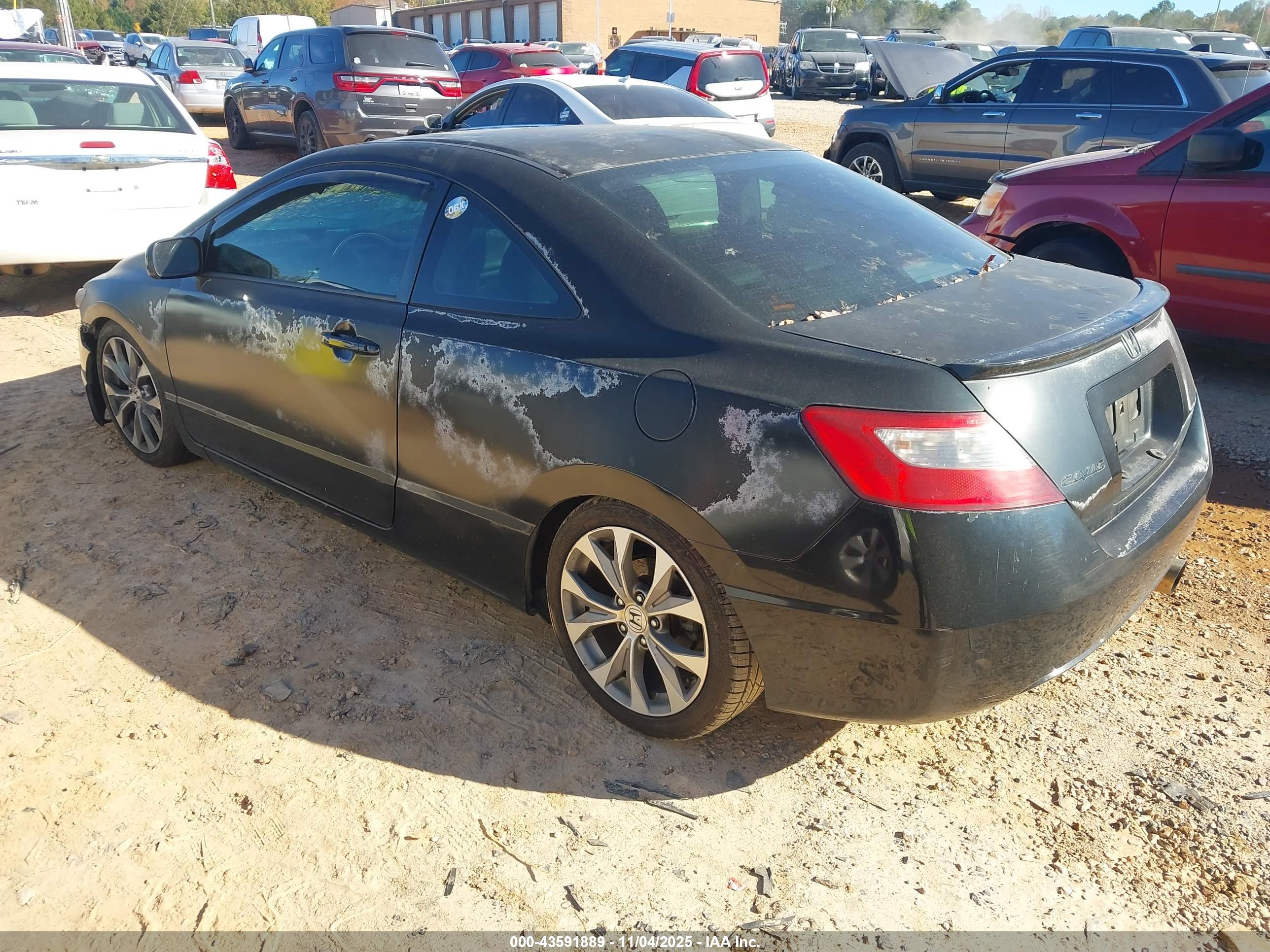 HONDA CIVIC image 3