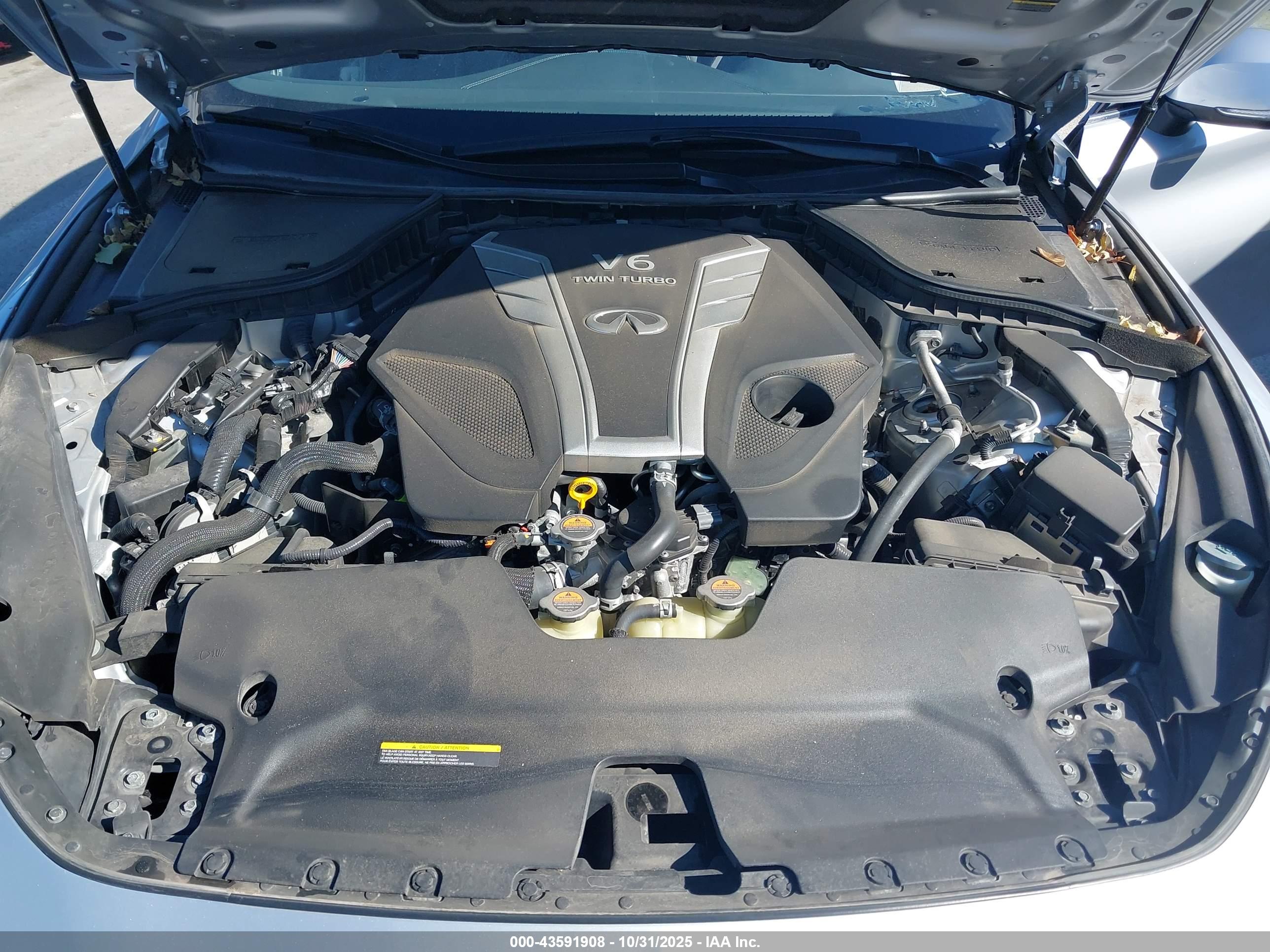 INFINITI Q60 image 10