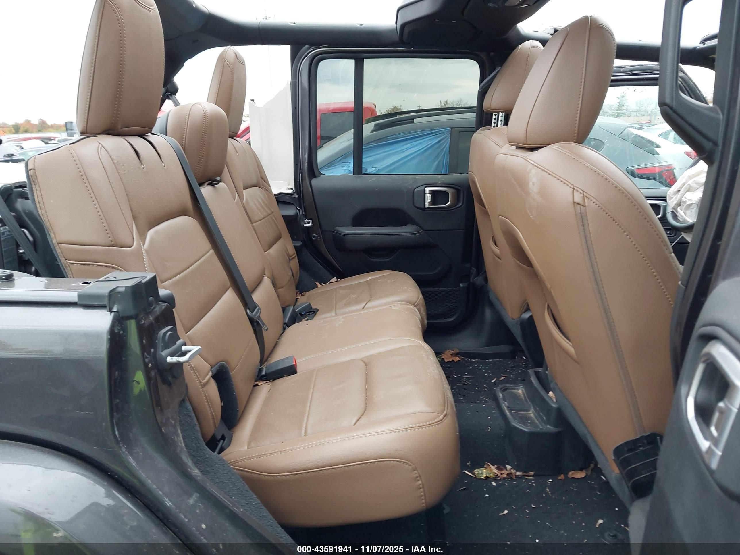 JEEP WRANGLER image 8