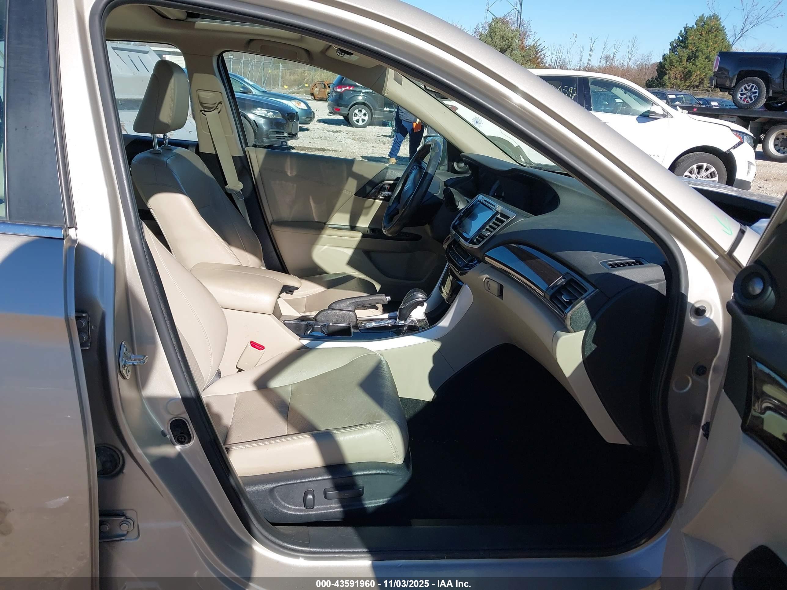 HONDA ACCORD image 5