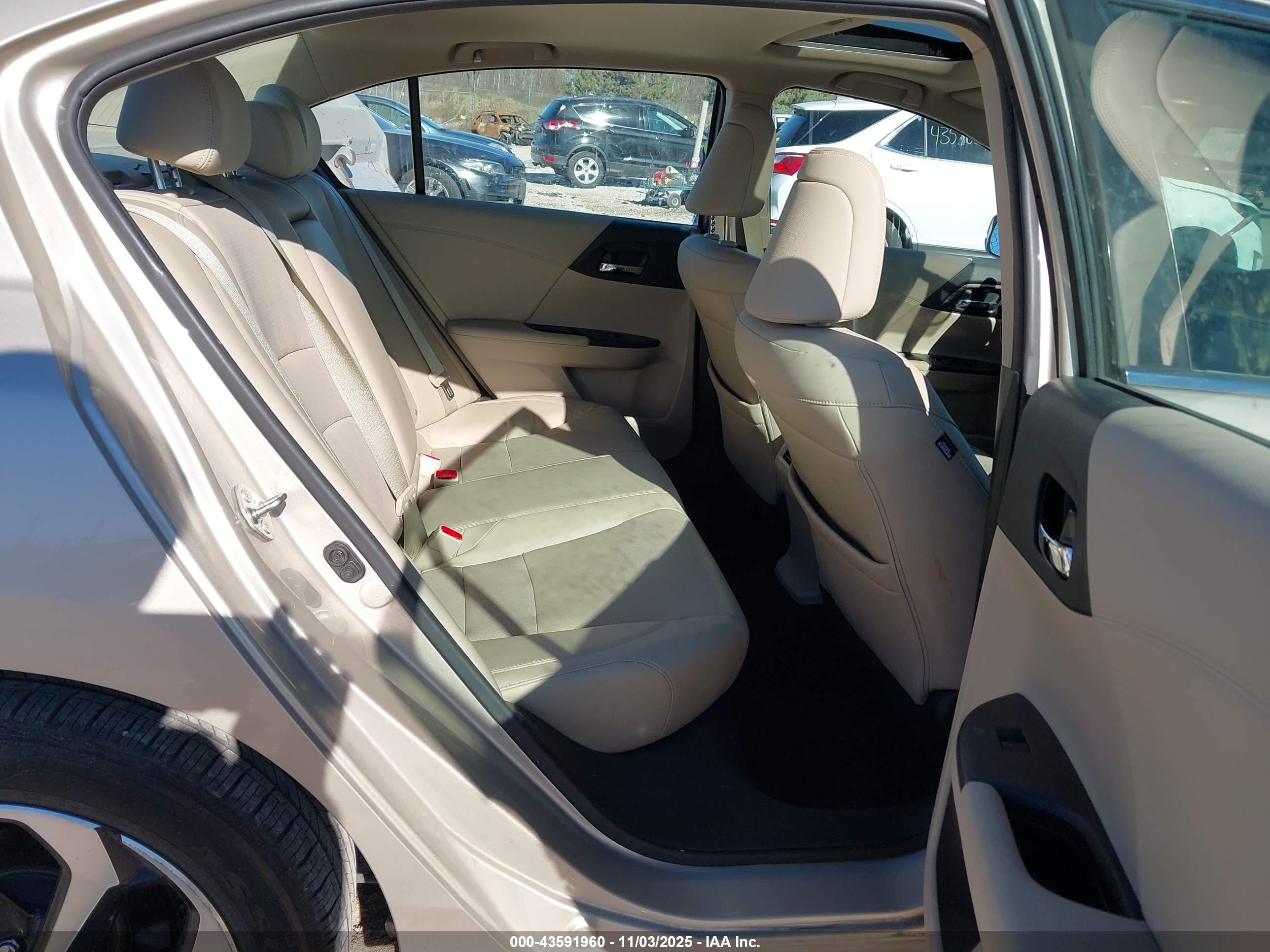 HONDA ACCORD image 8