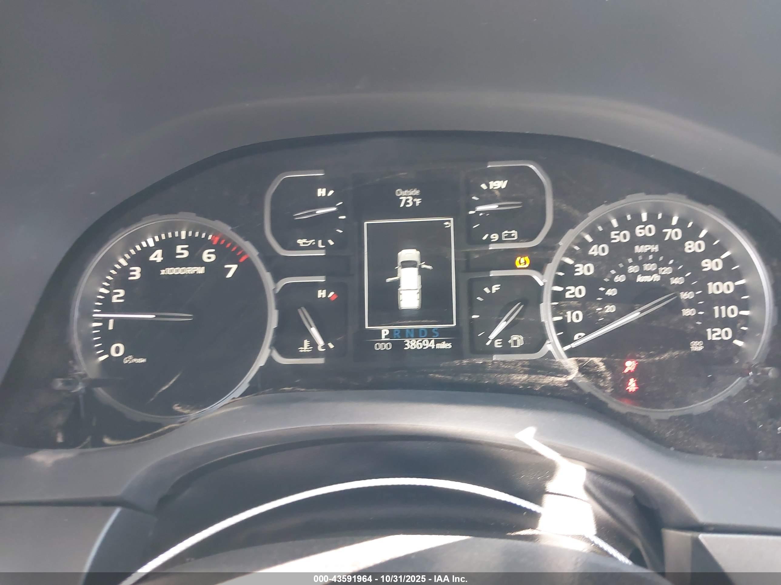TOYOTA TUNDRA image 7