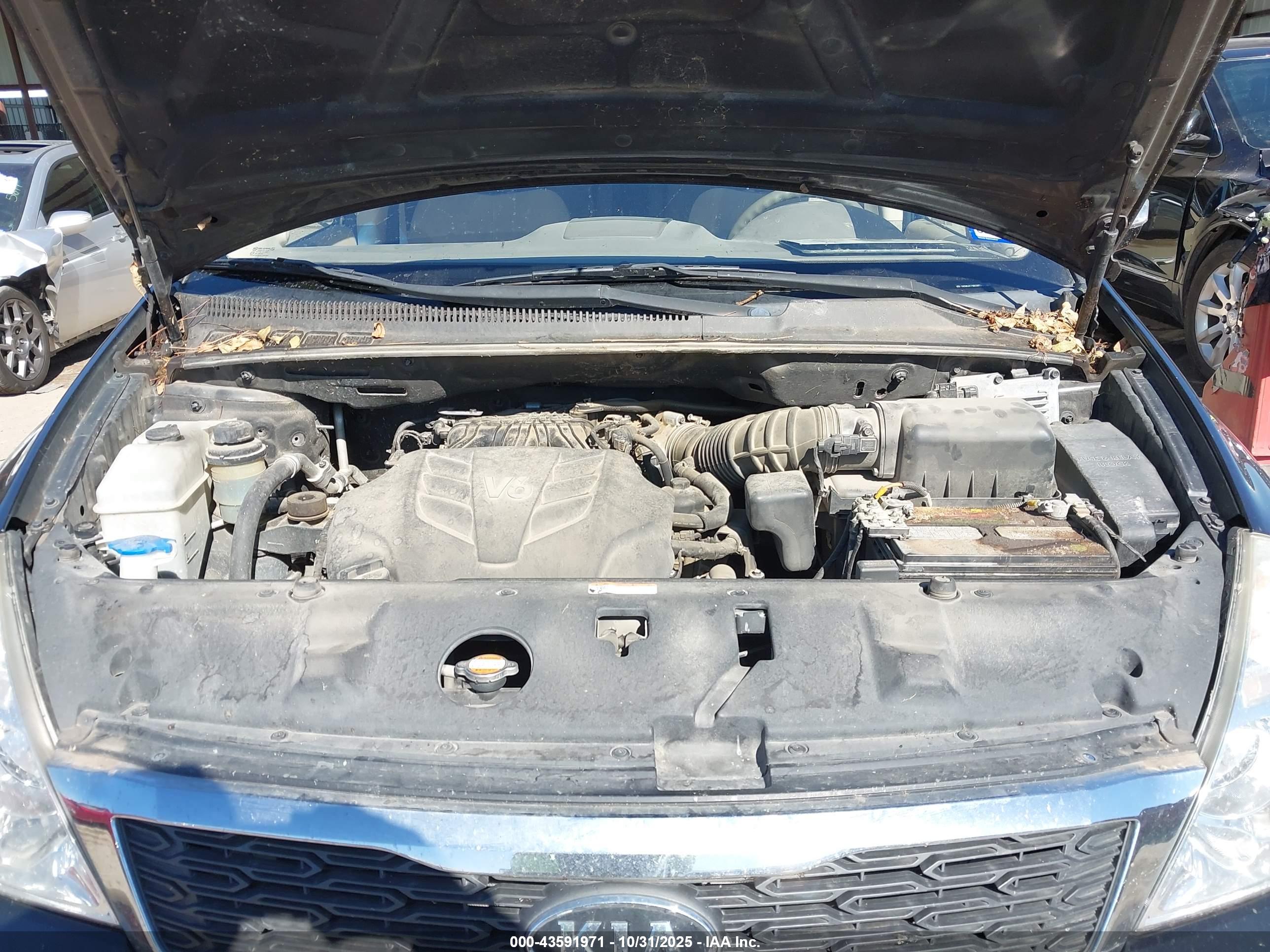 KIA SEDONA image 10