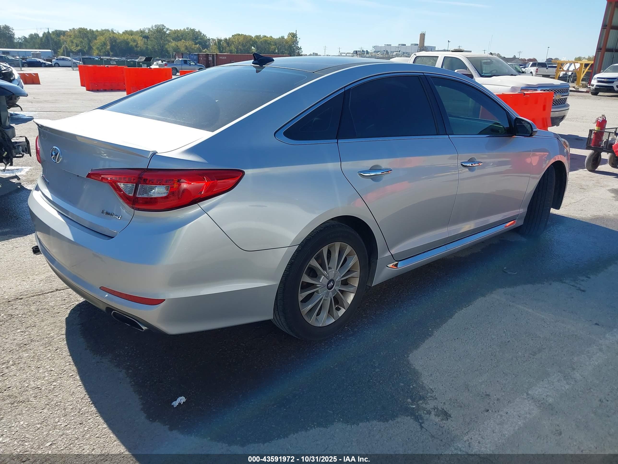 HYUNDAI SONATA image 4