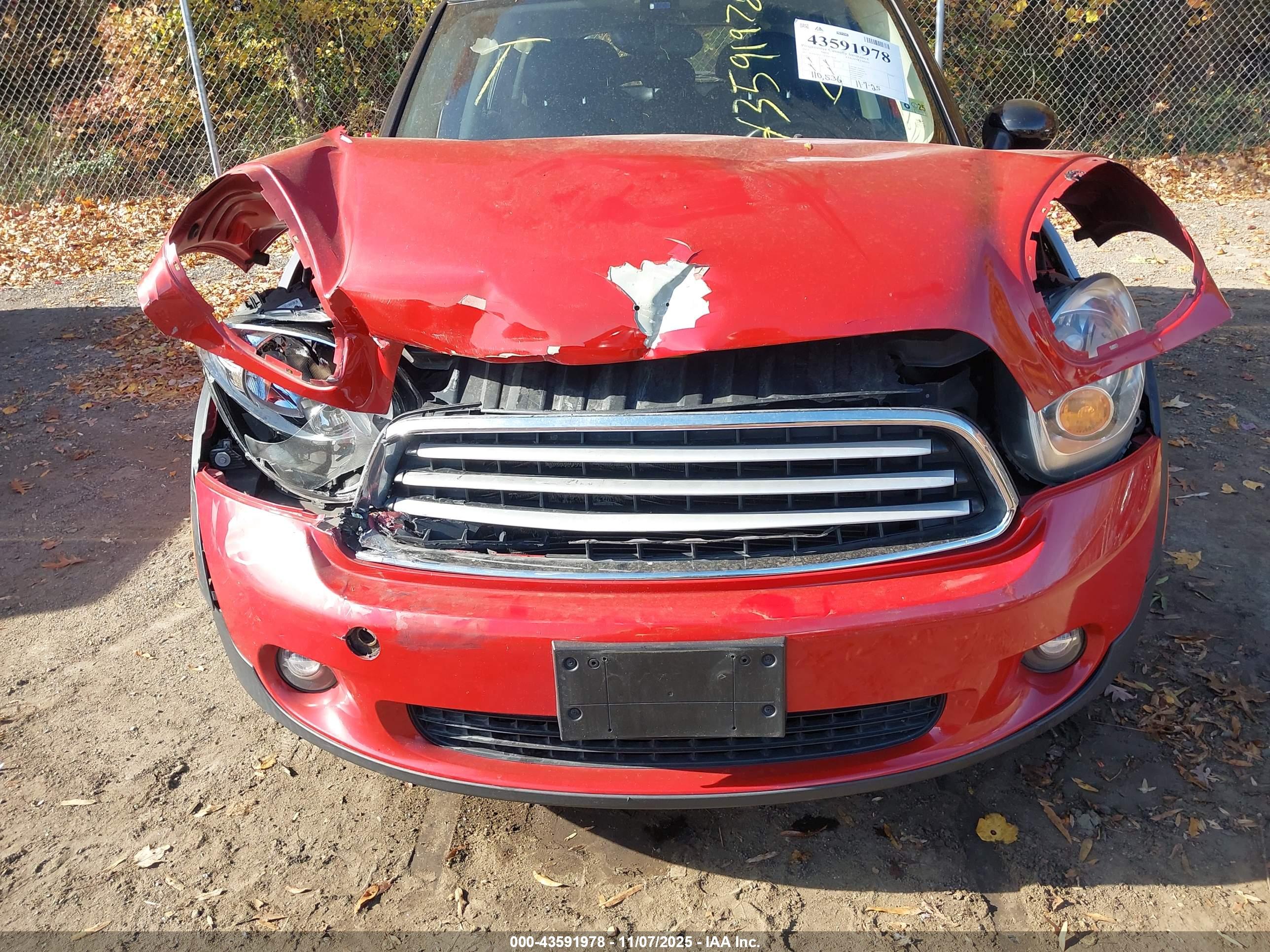 MINI COUNTRYMAN image 6