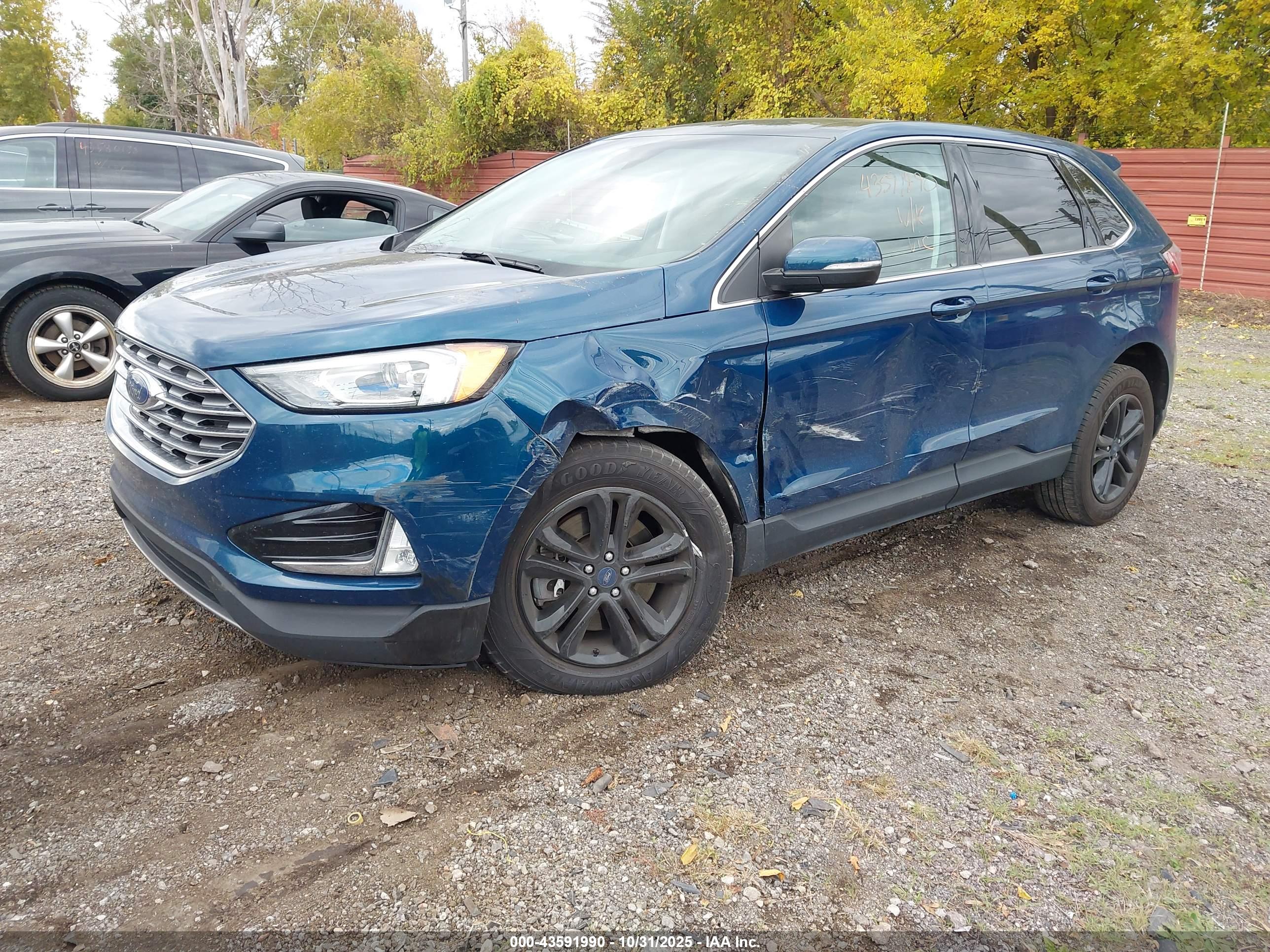 FORD EDGE image 2
