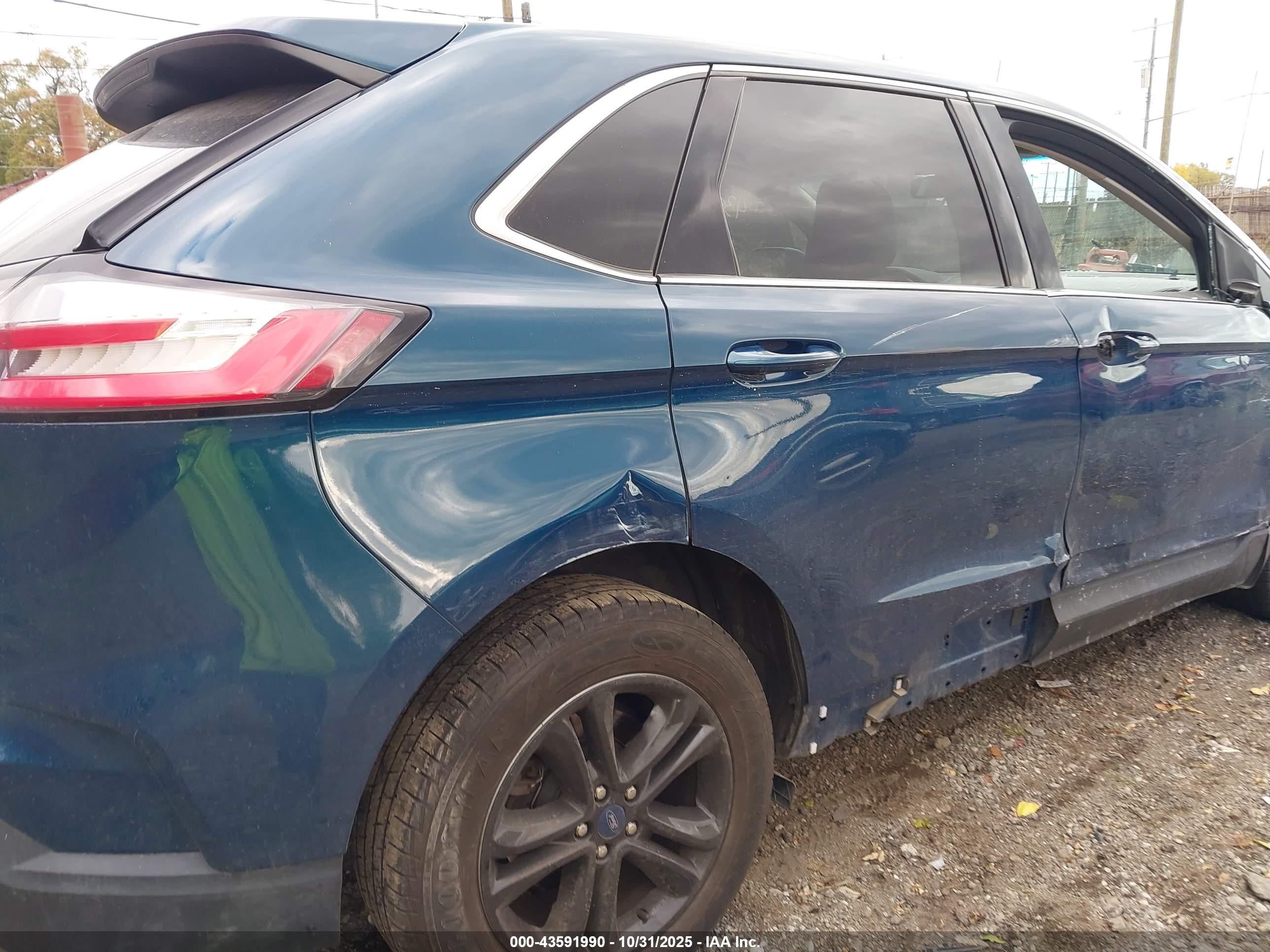 FORD EDGE image 6