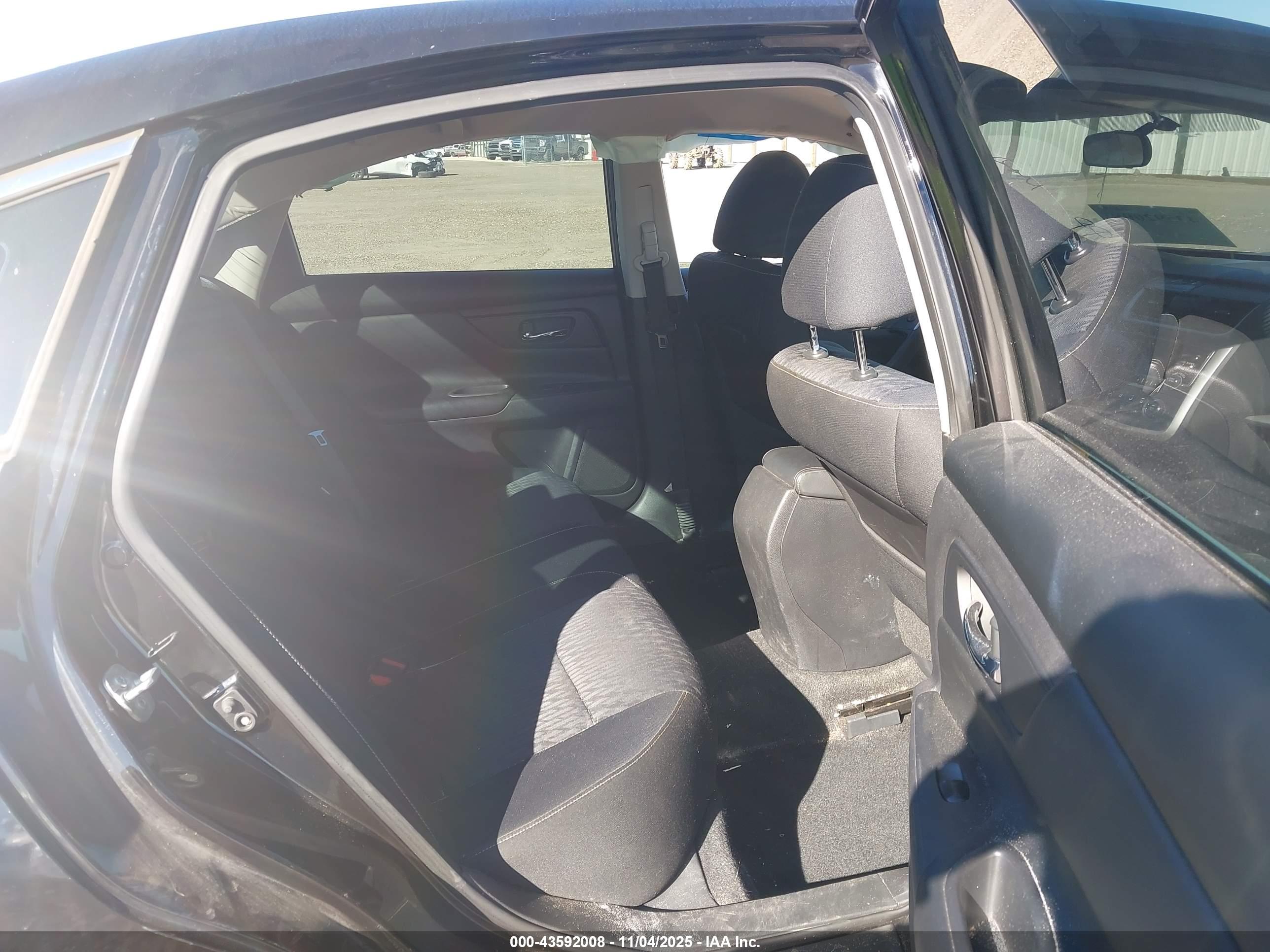 NISSAN ALTIMA image 8