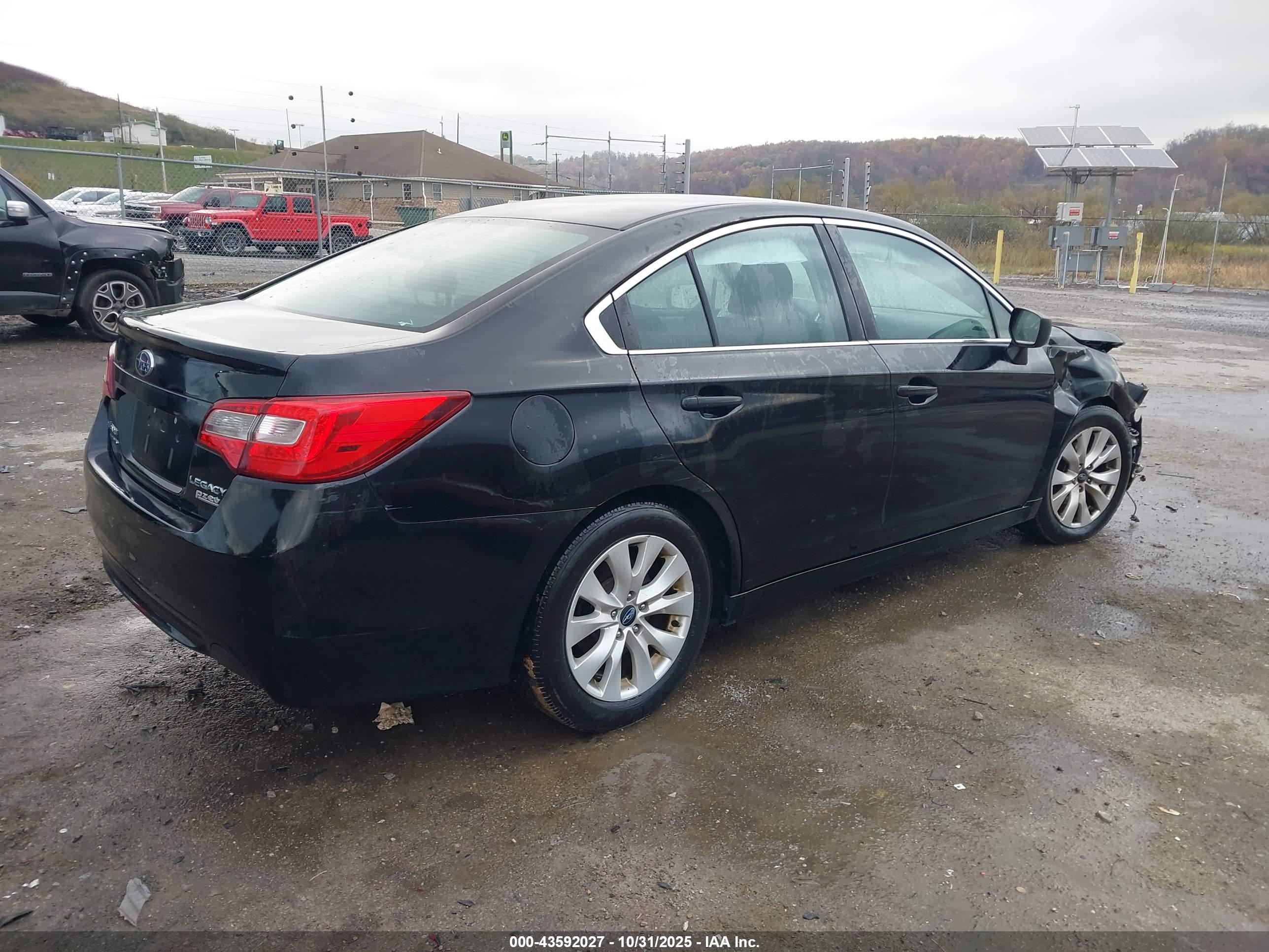 SUBARU LEGACY image 4