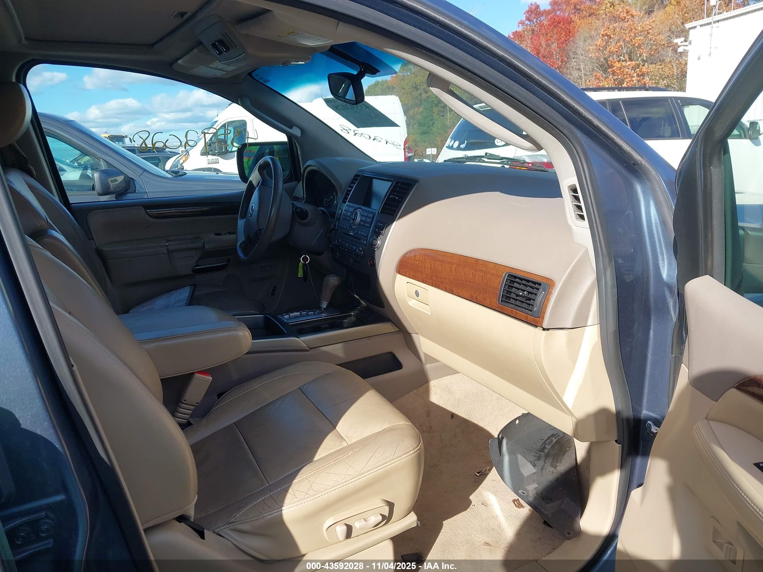 NISSAN ARMADA image 5