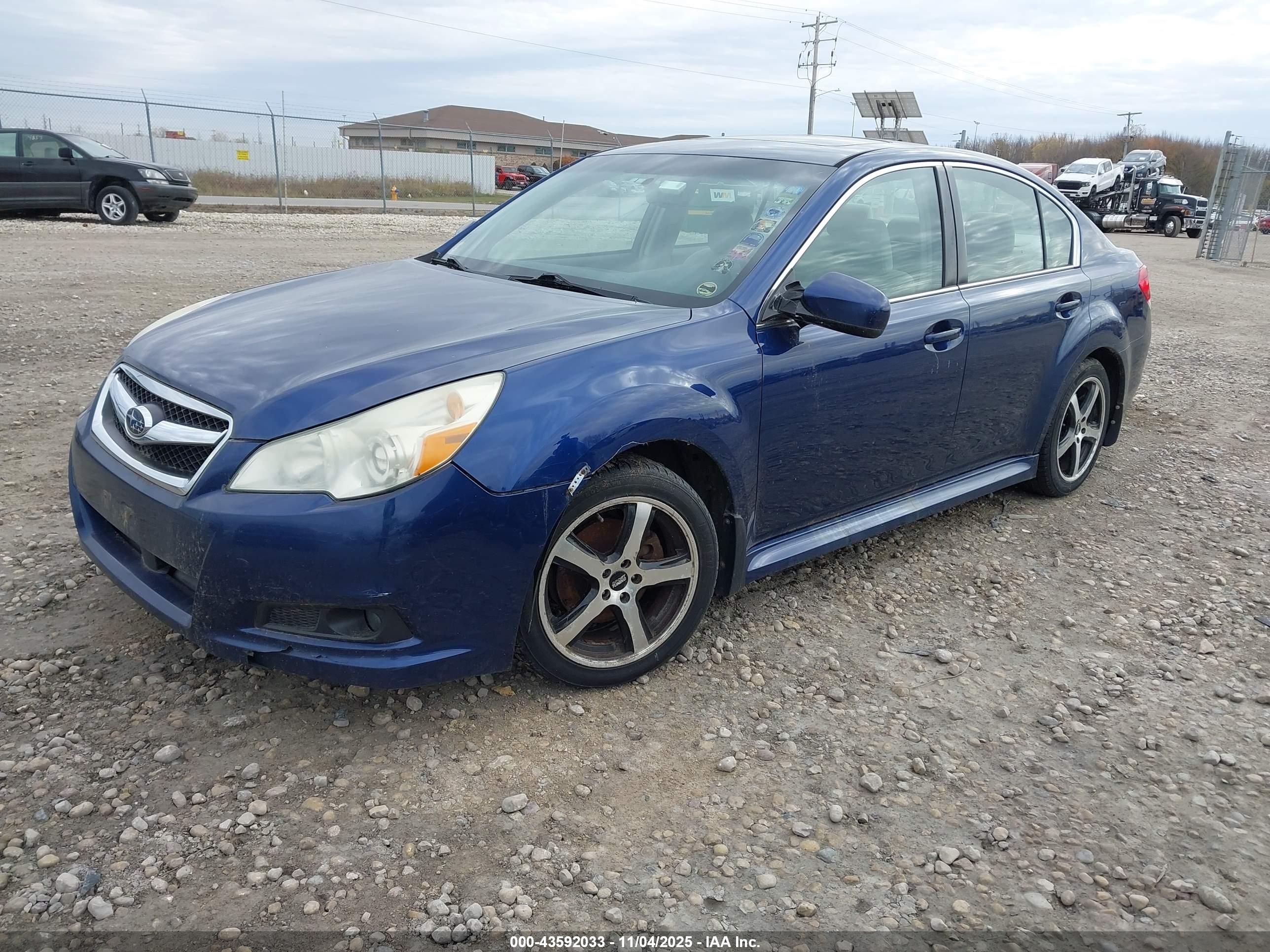 SUBARU LEGACY image 2