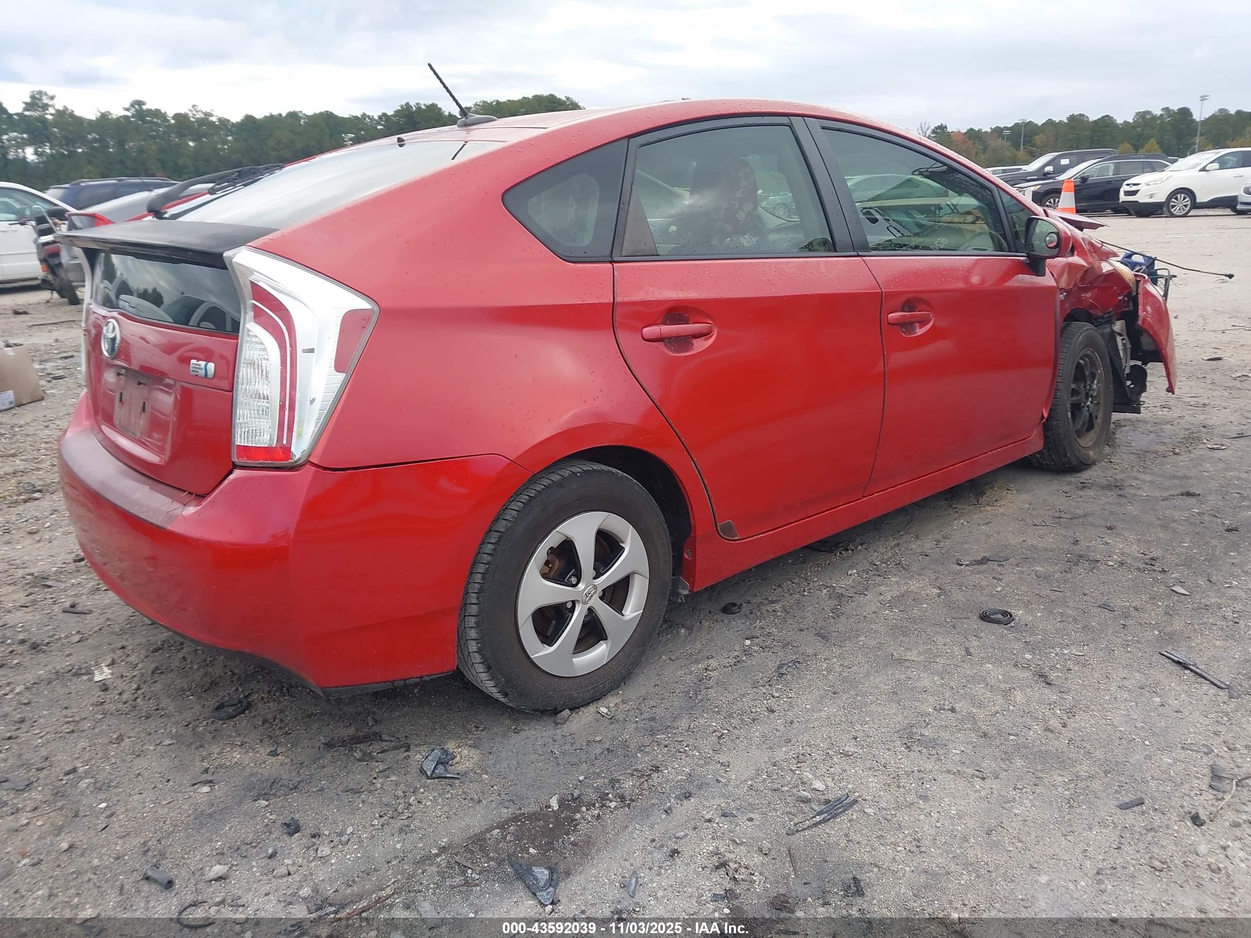 TOYOTA PRIUS image 4