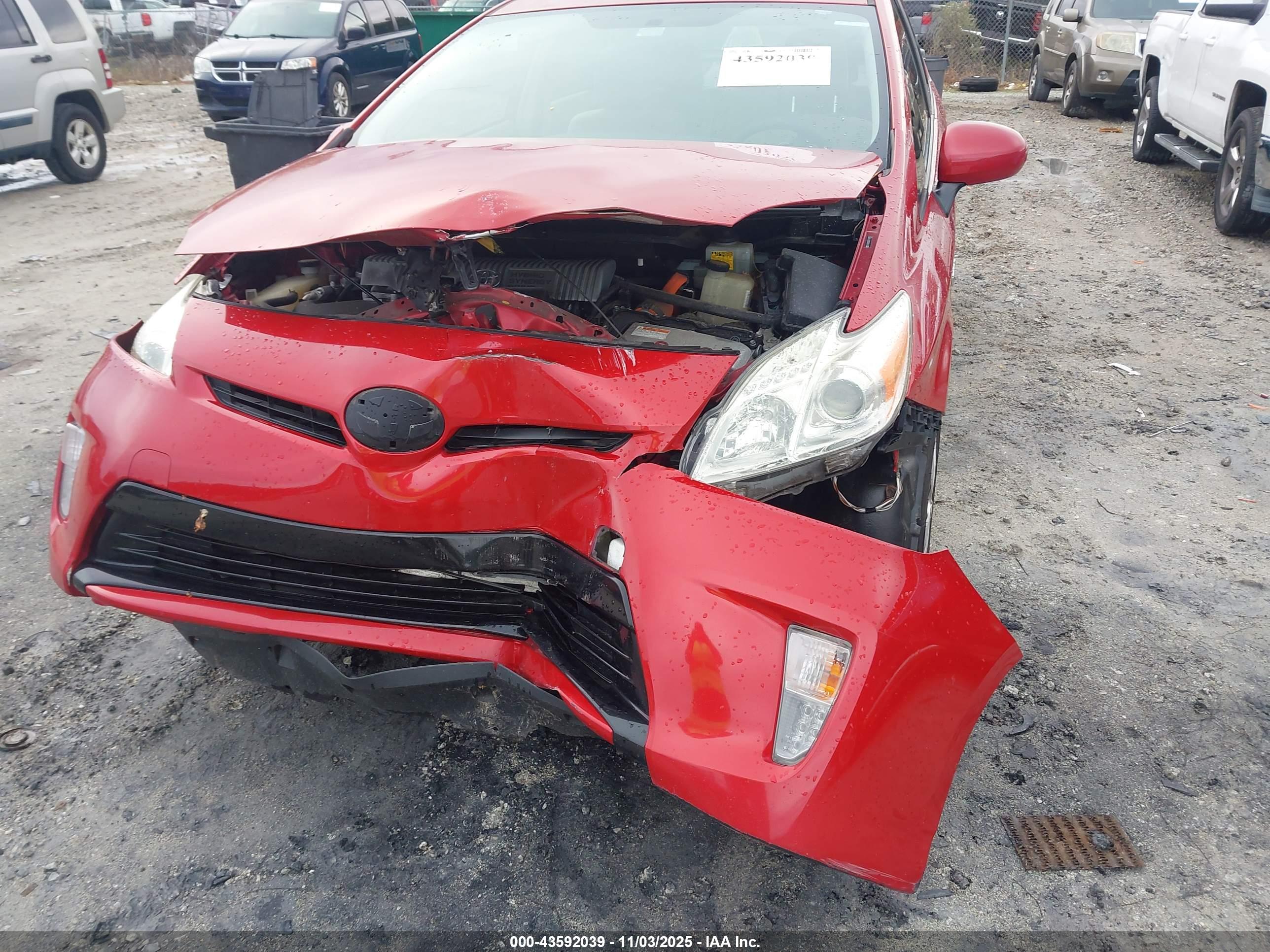 TOYOTA PRIUS image 6