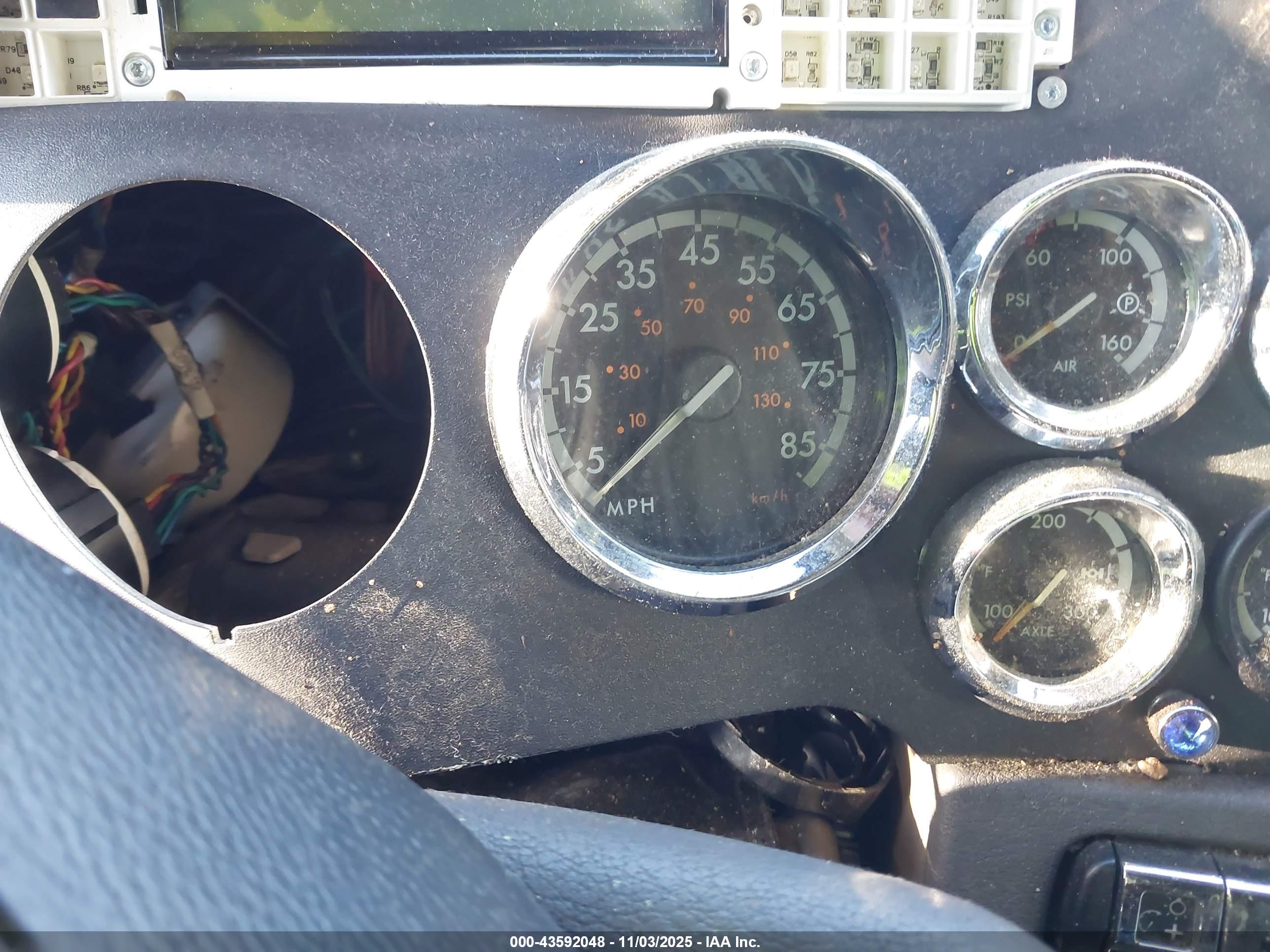 FREIGHTLINER CASCADIA image 6