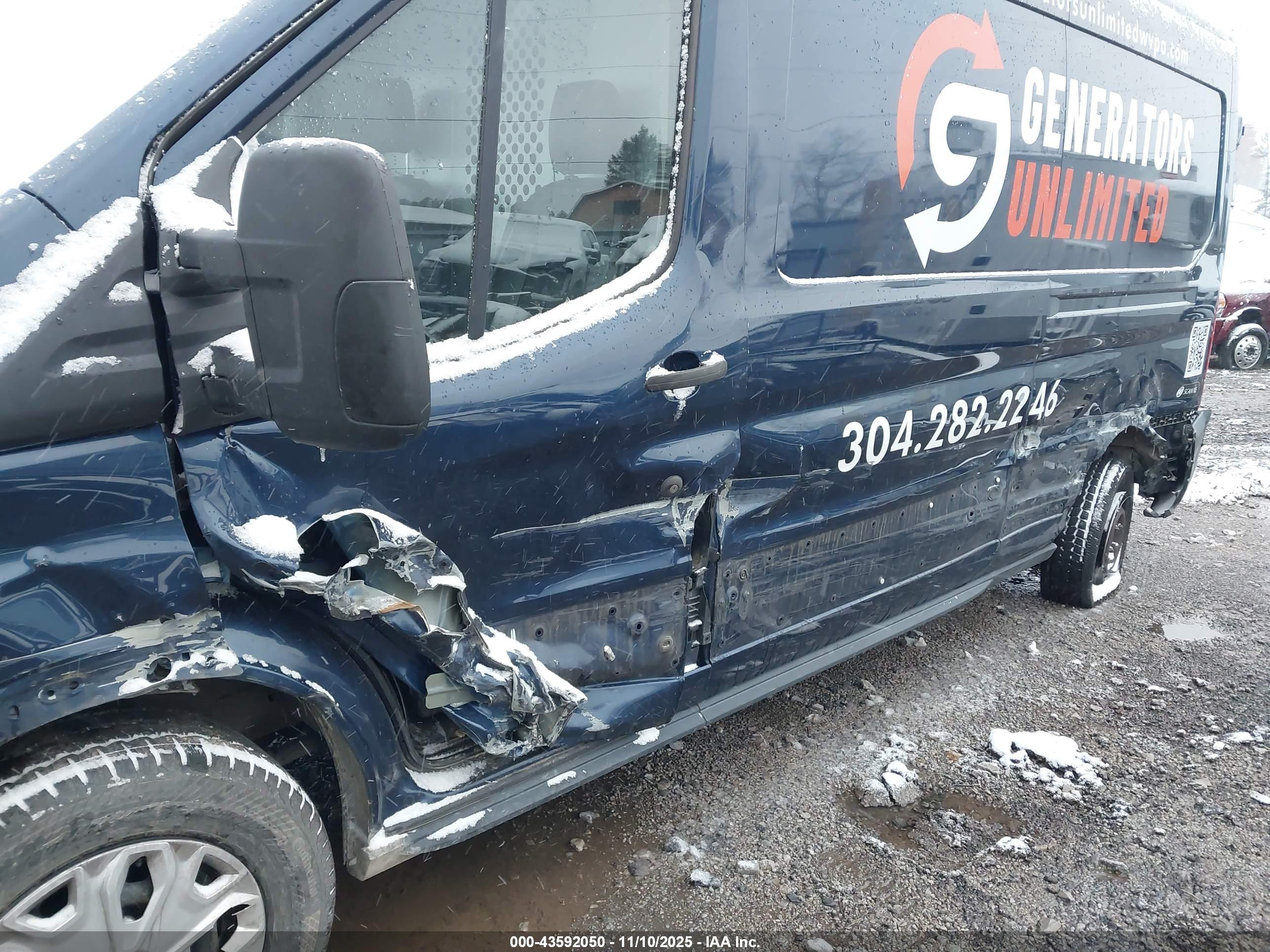 FORD TRANSIT-250 image 6