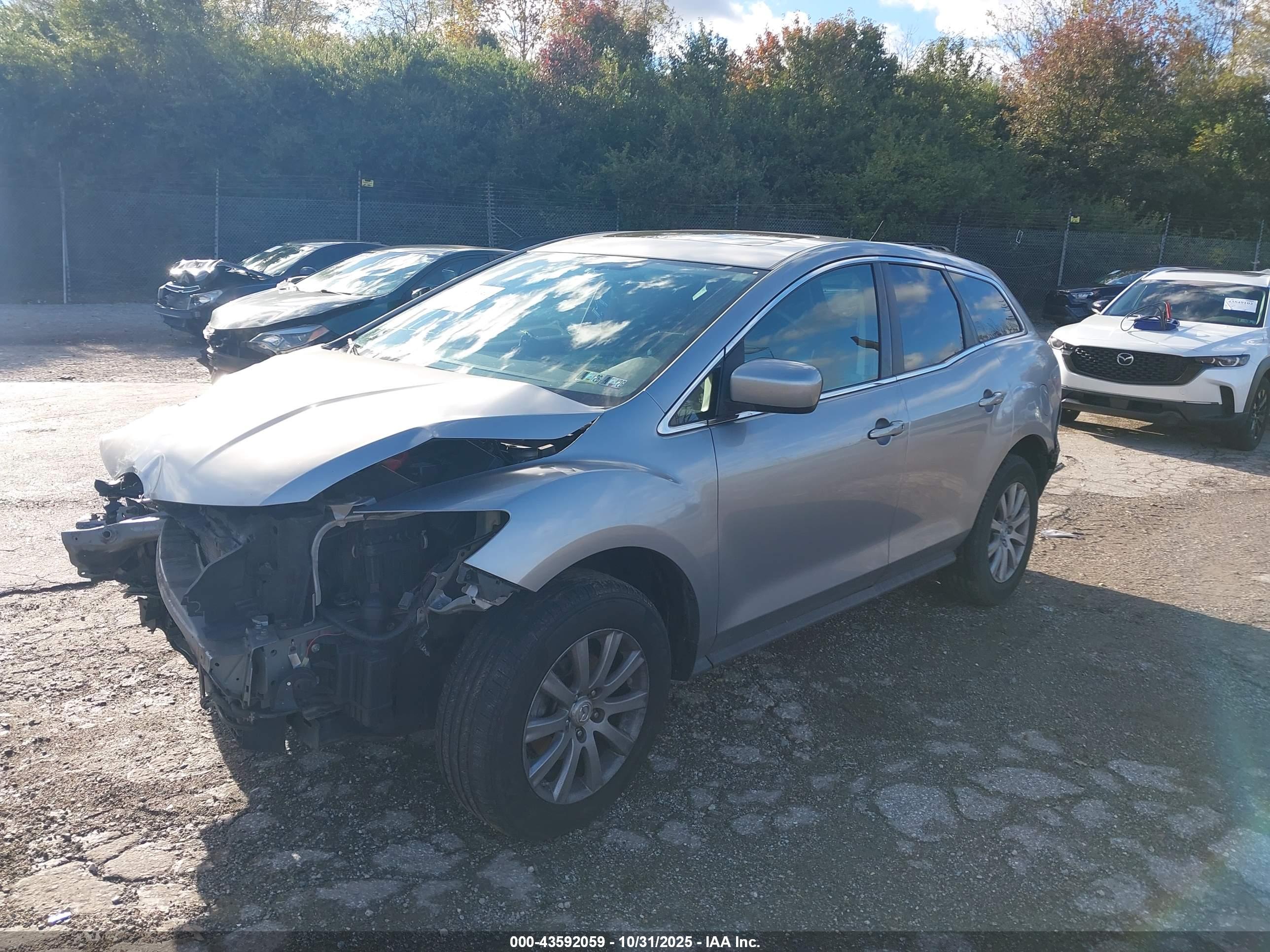 MAZDA CX-7 image 2