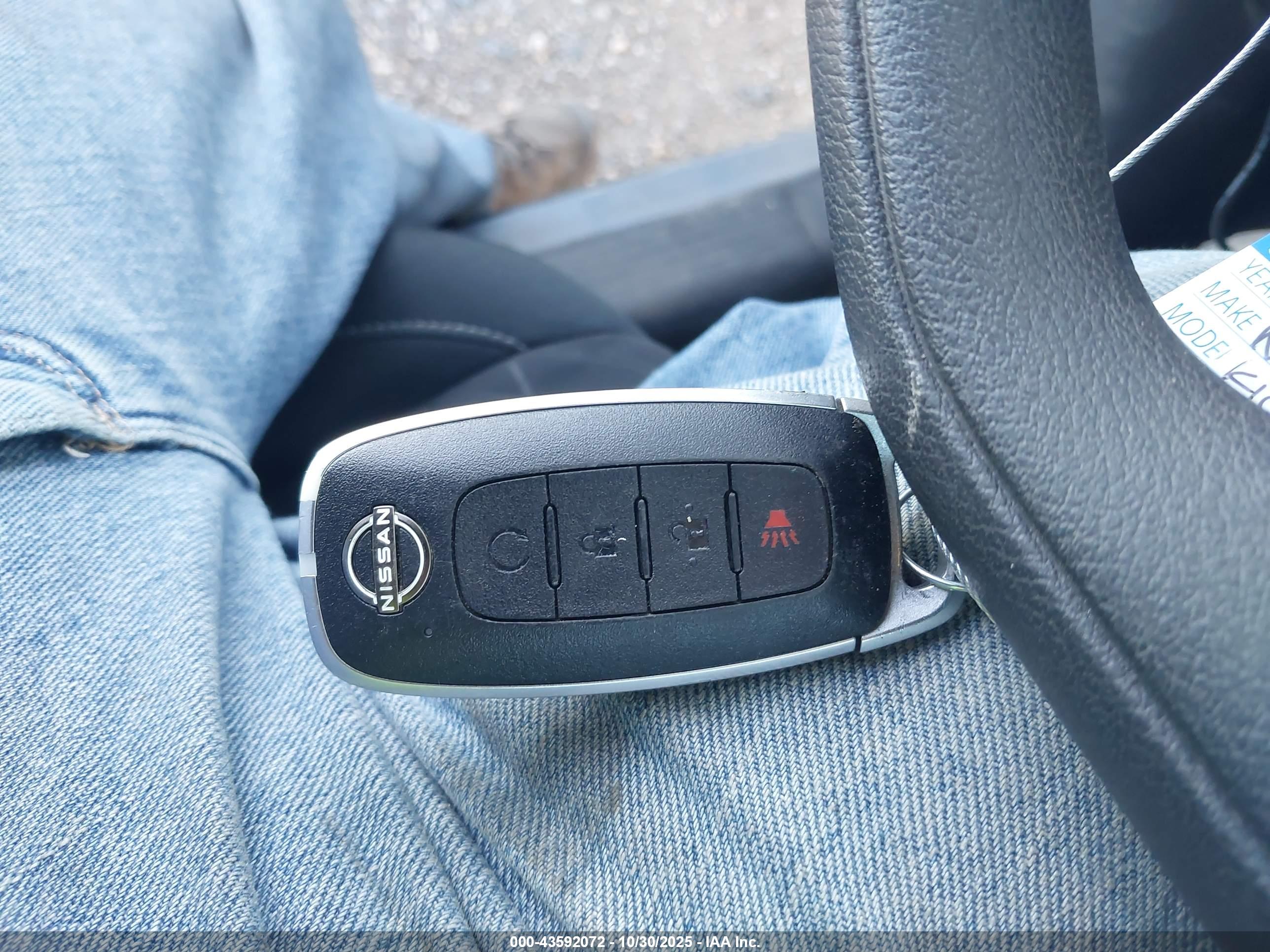 NISSAN KICKS image 11