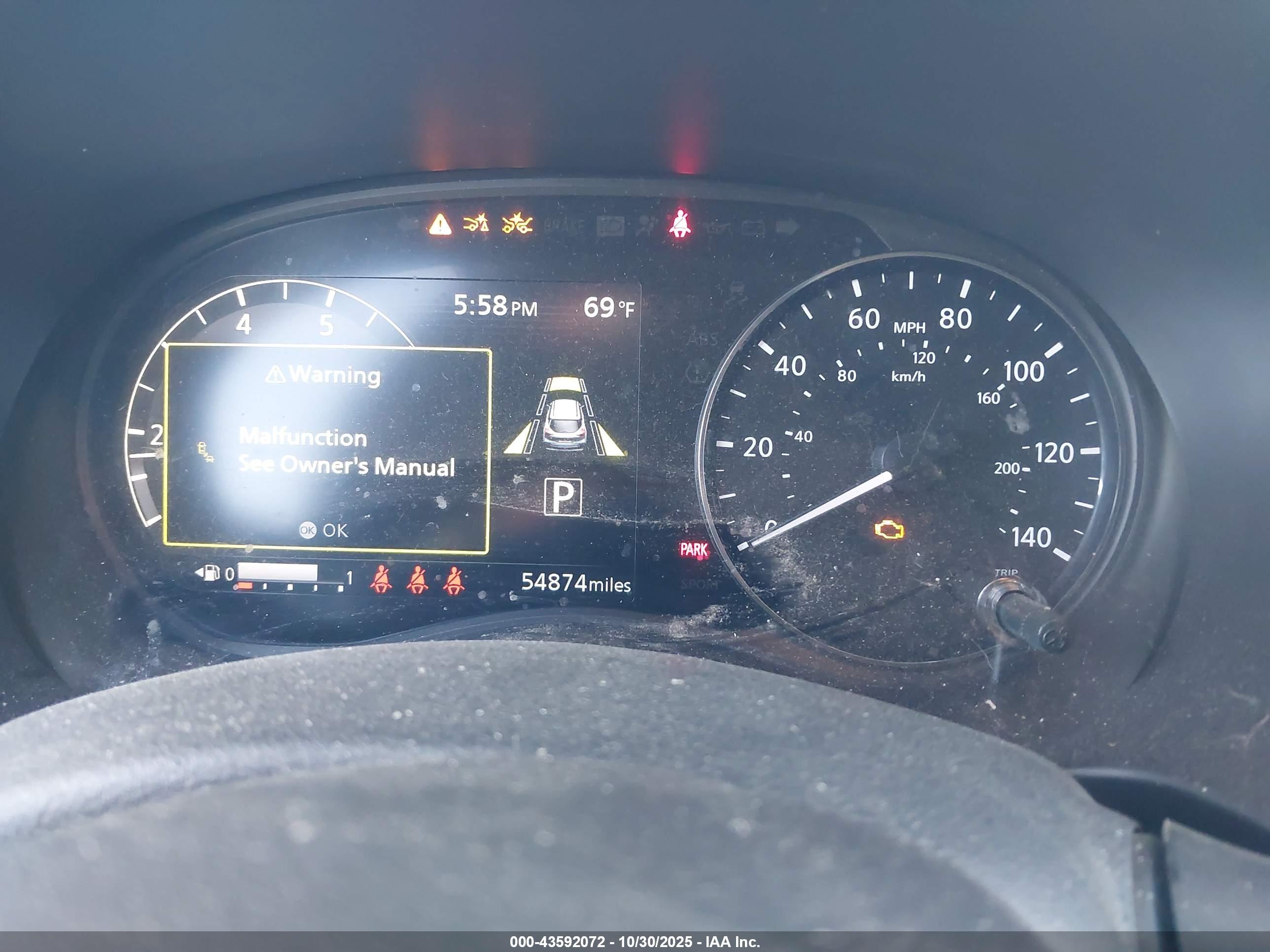 NISSAN KICKS image 7