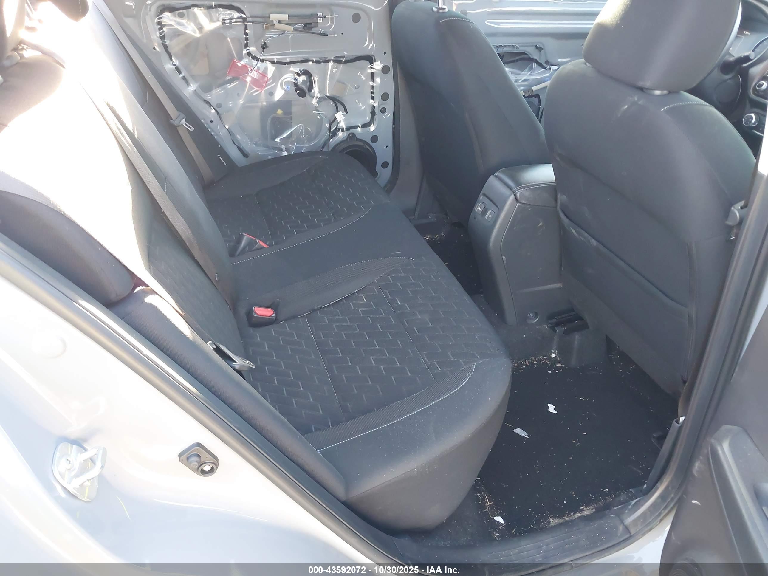 NISSAN KICKS image 8