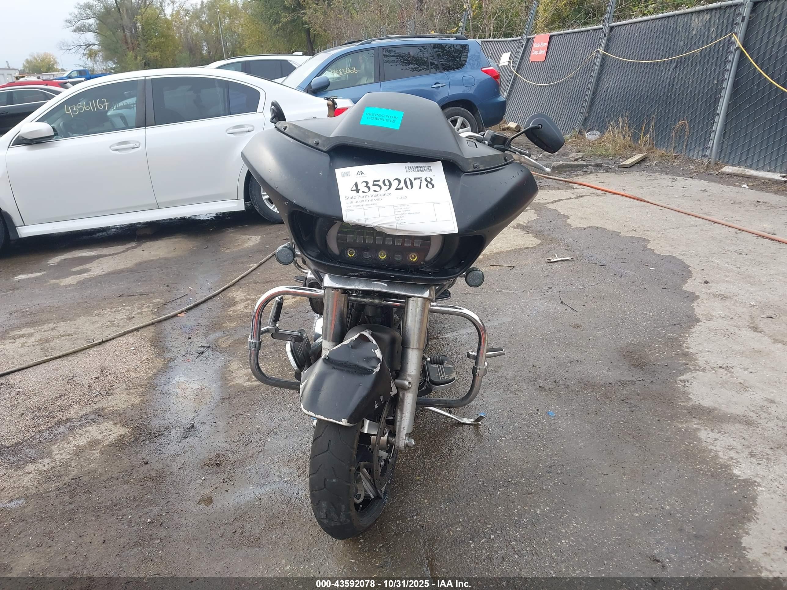 HARLEY-DAVIDSON FLTRX image 5