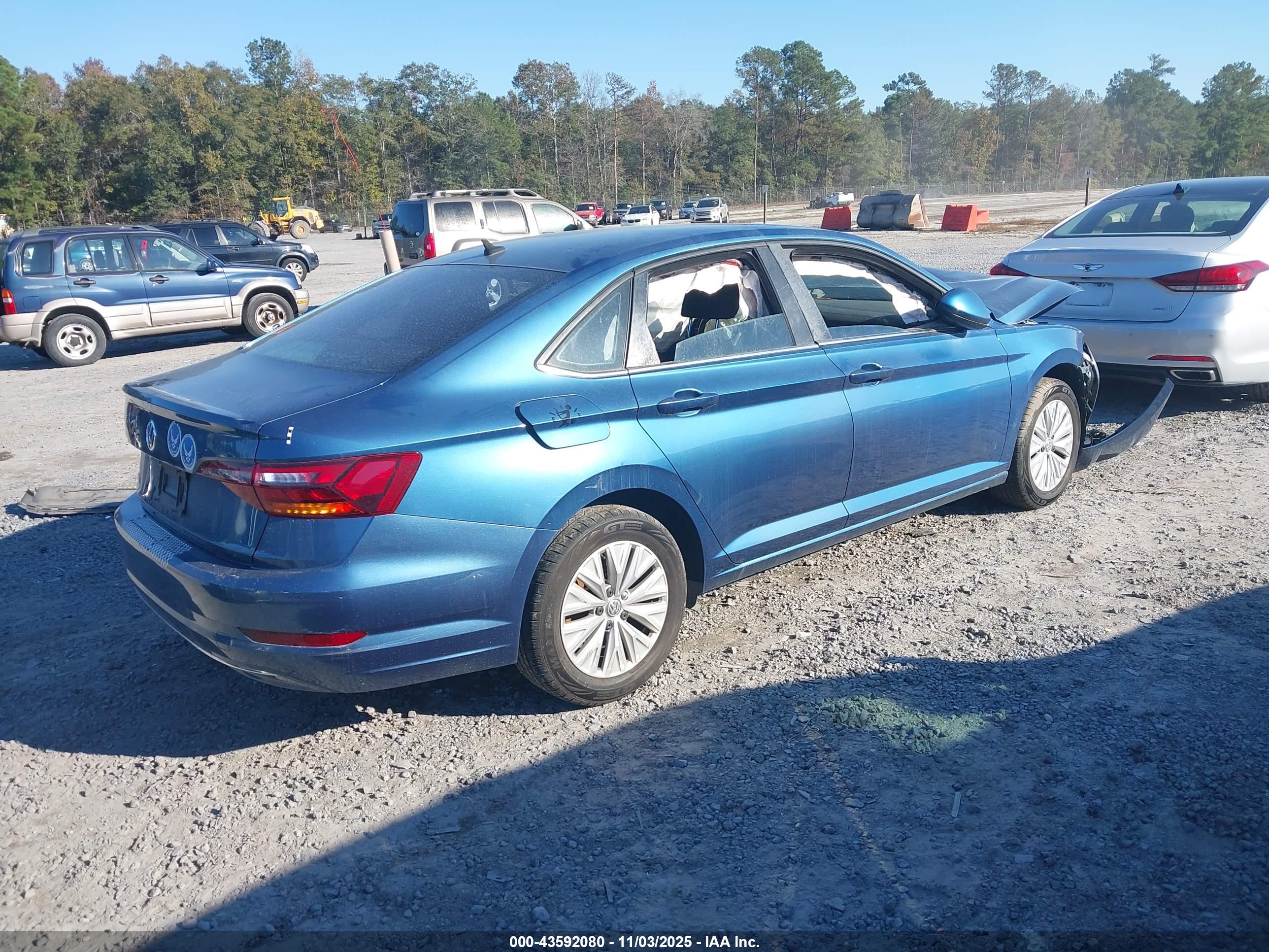 VOLKSWAGEN JETTA image 4