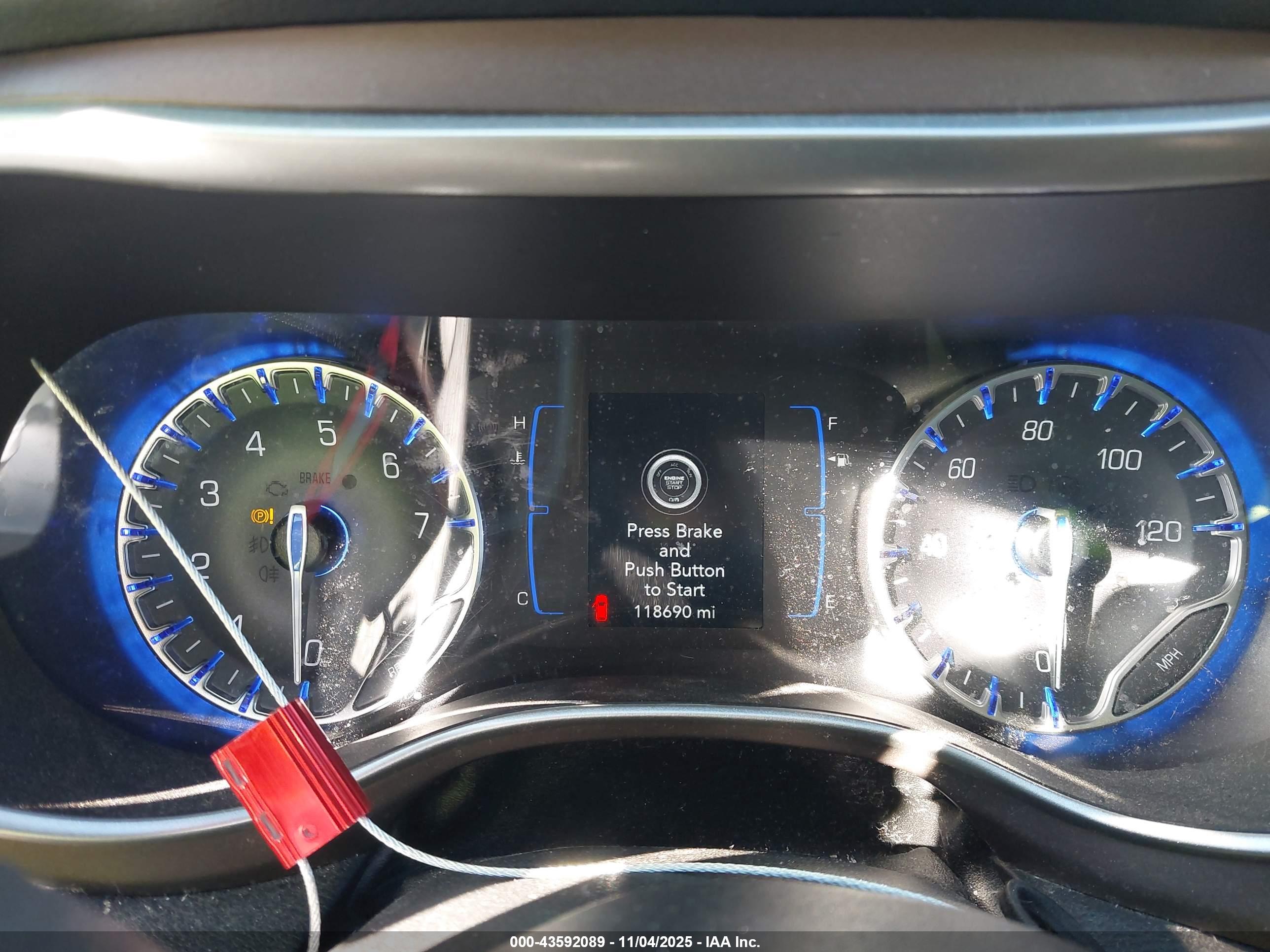CHRYSLER VOYAGER image 7