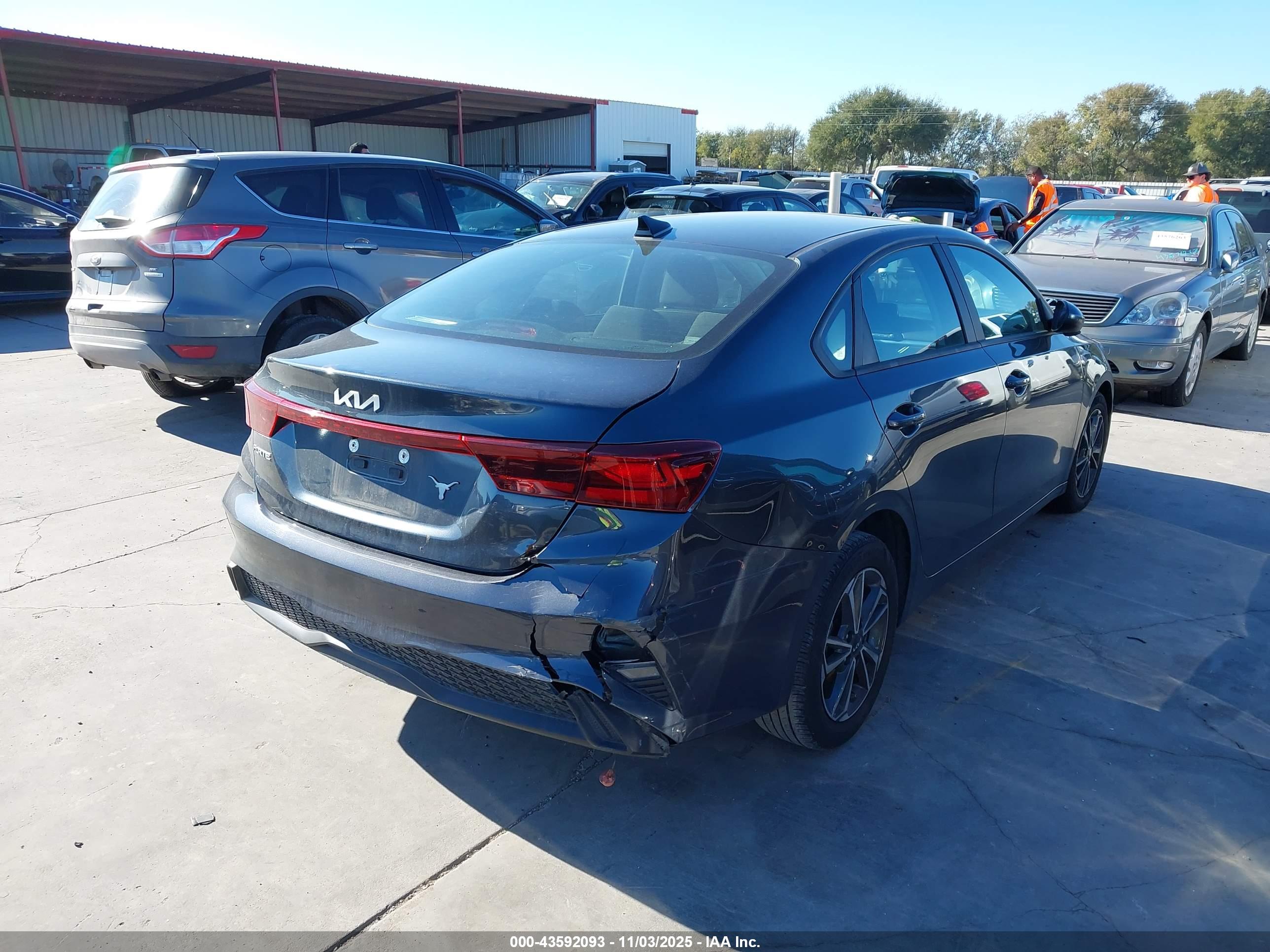 KIA FORTE image 4