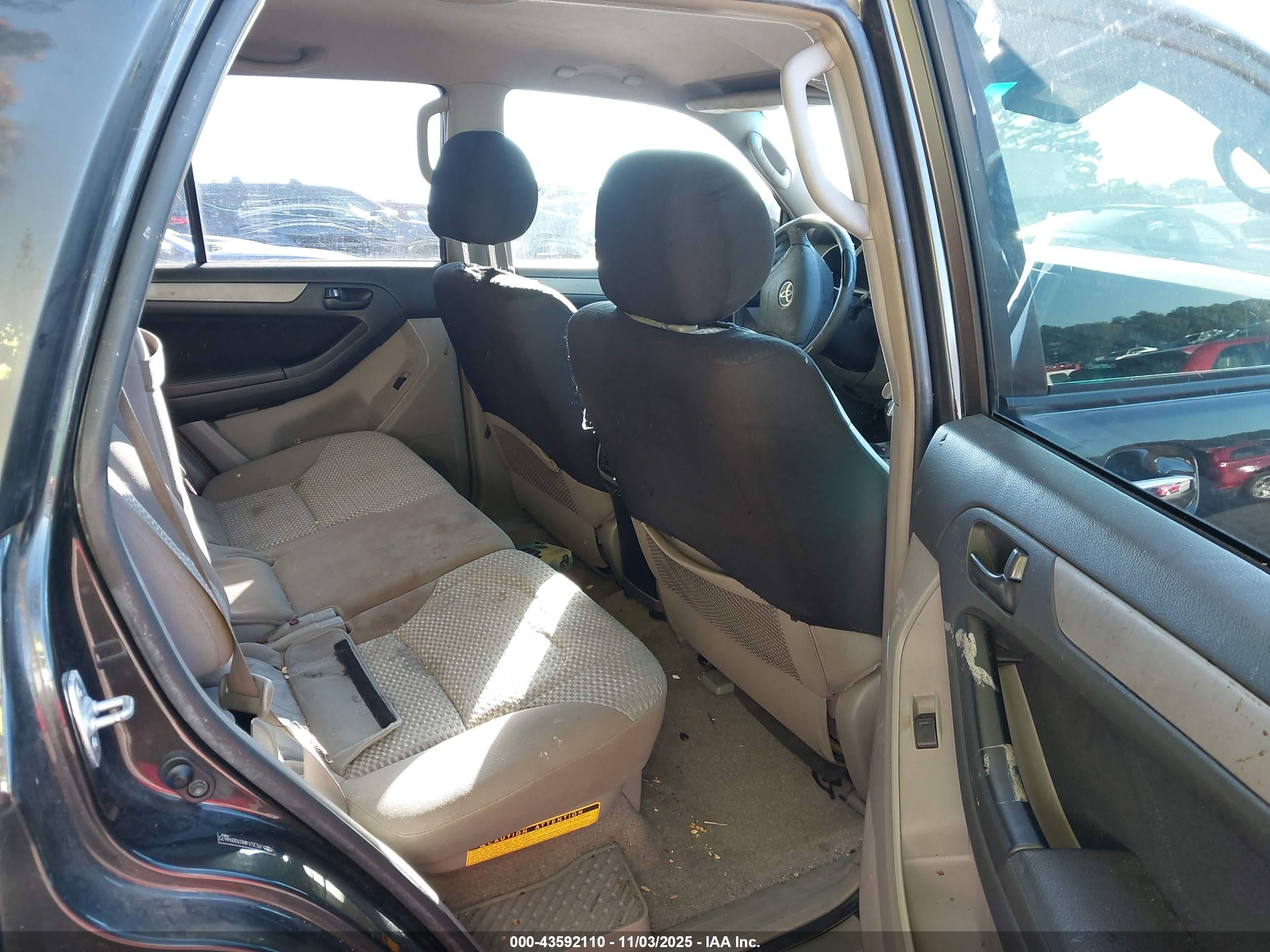 TOYOTA 4RUNNER image 8
