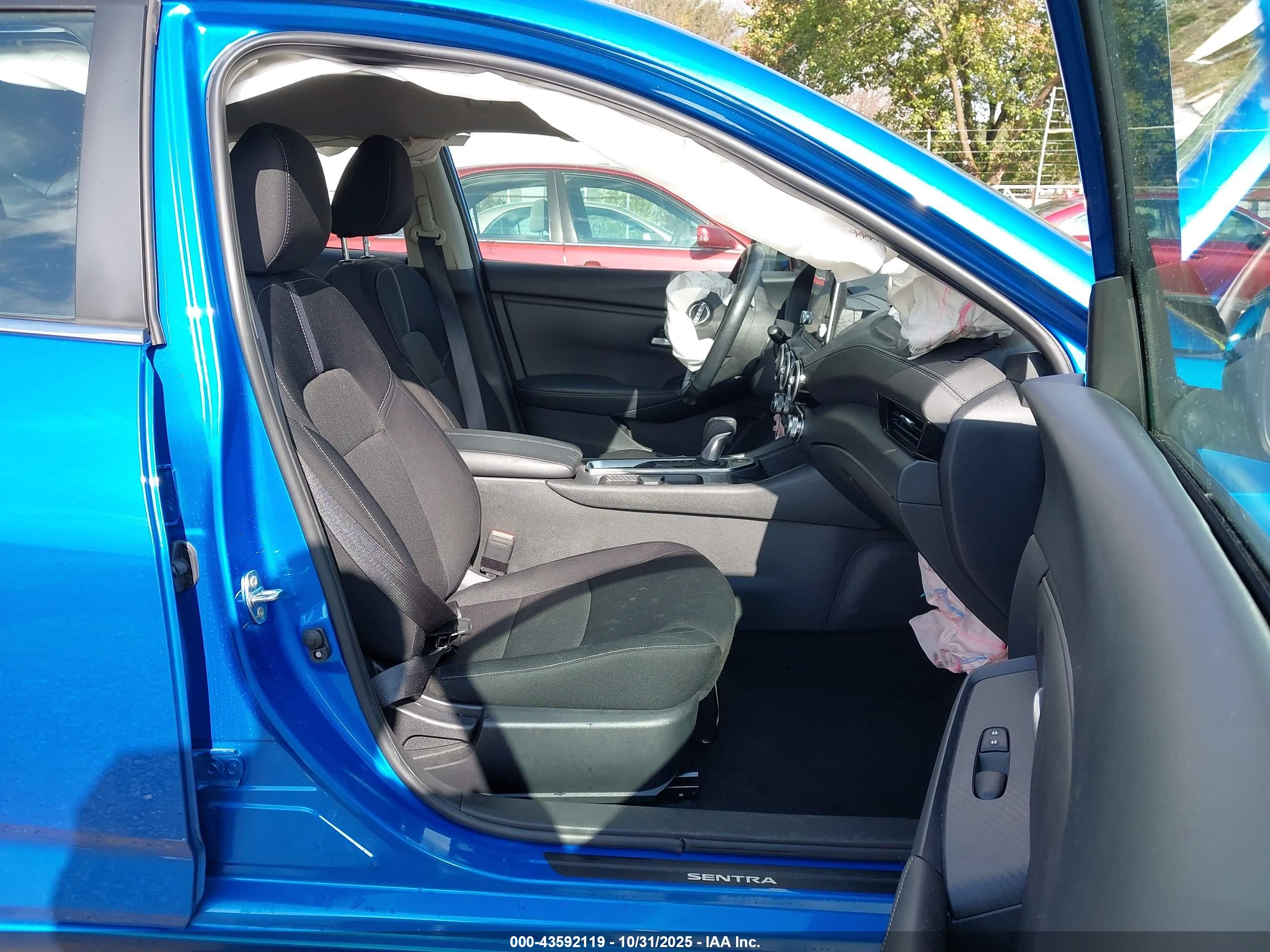 NISSAN SENTRA image 5