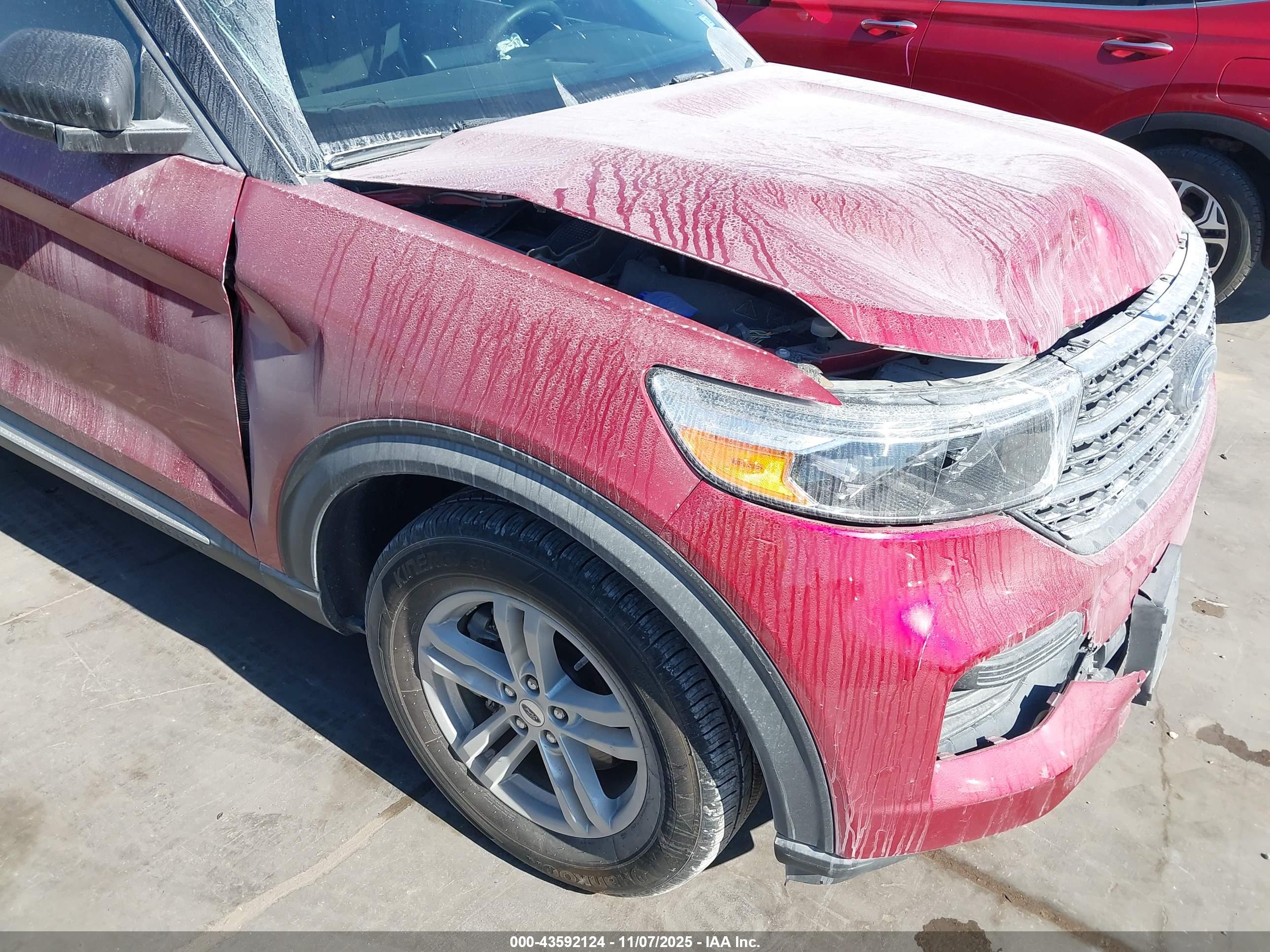 FORD EXPLORER image 6