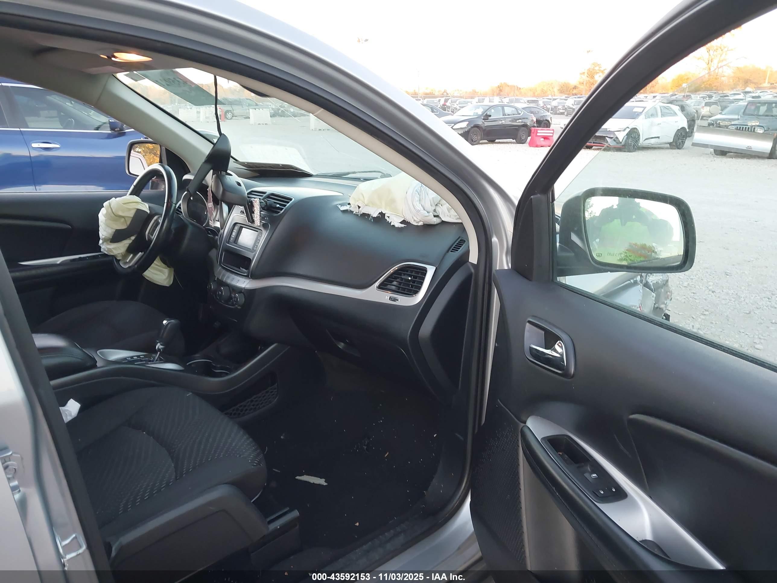 DODGE JOURNEY image 5