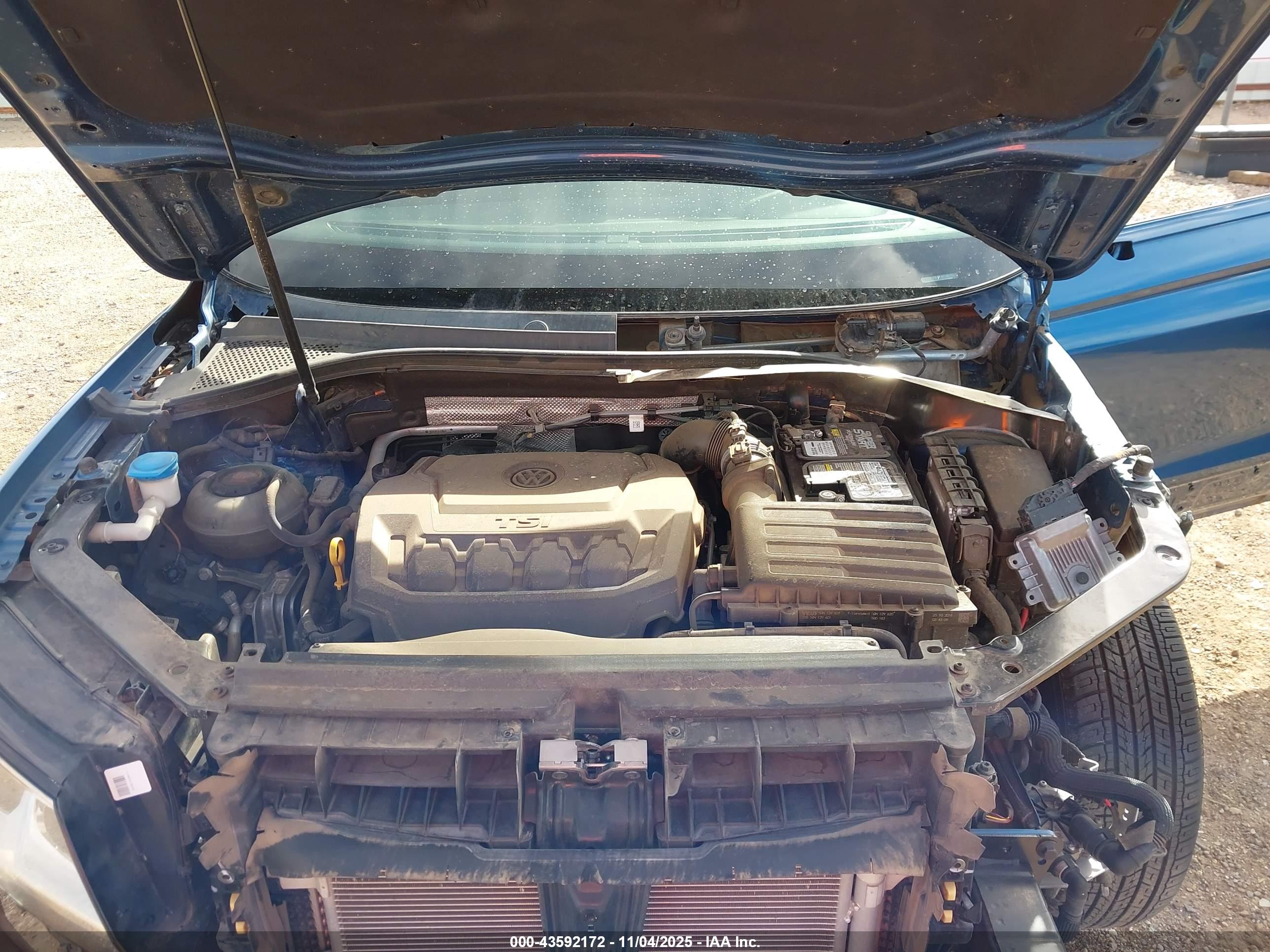 VOLKSWAGEN TIGUAN image 10