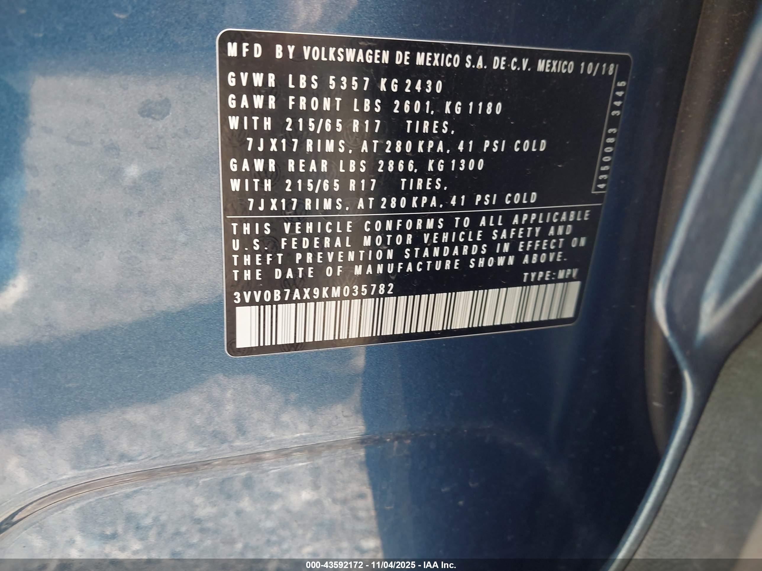 VOLKSWAGEN TIGUAN image 9