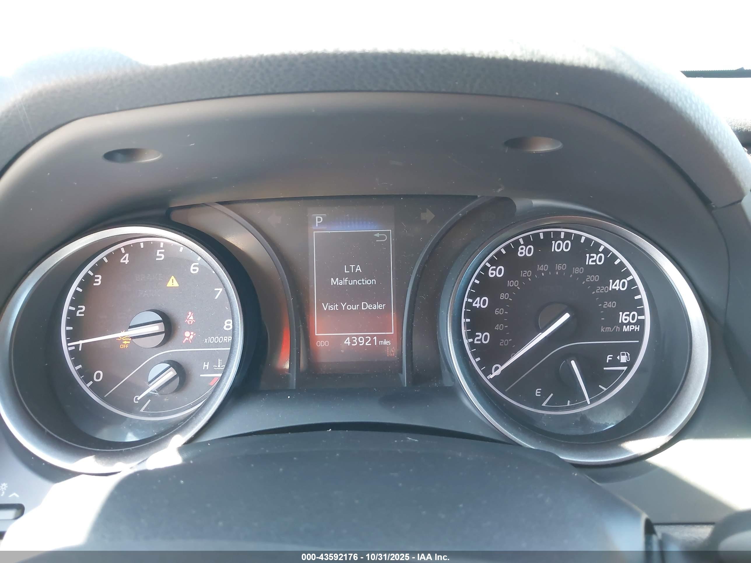 TOYOTA CAMRY image 7