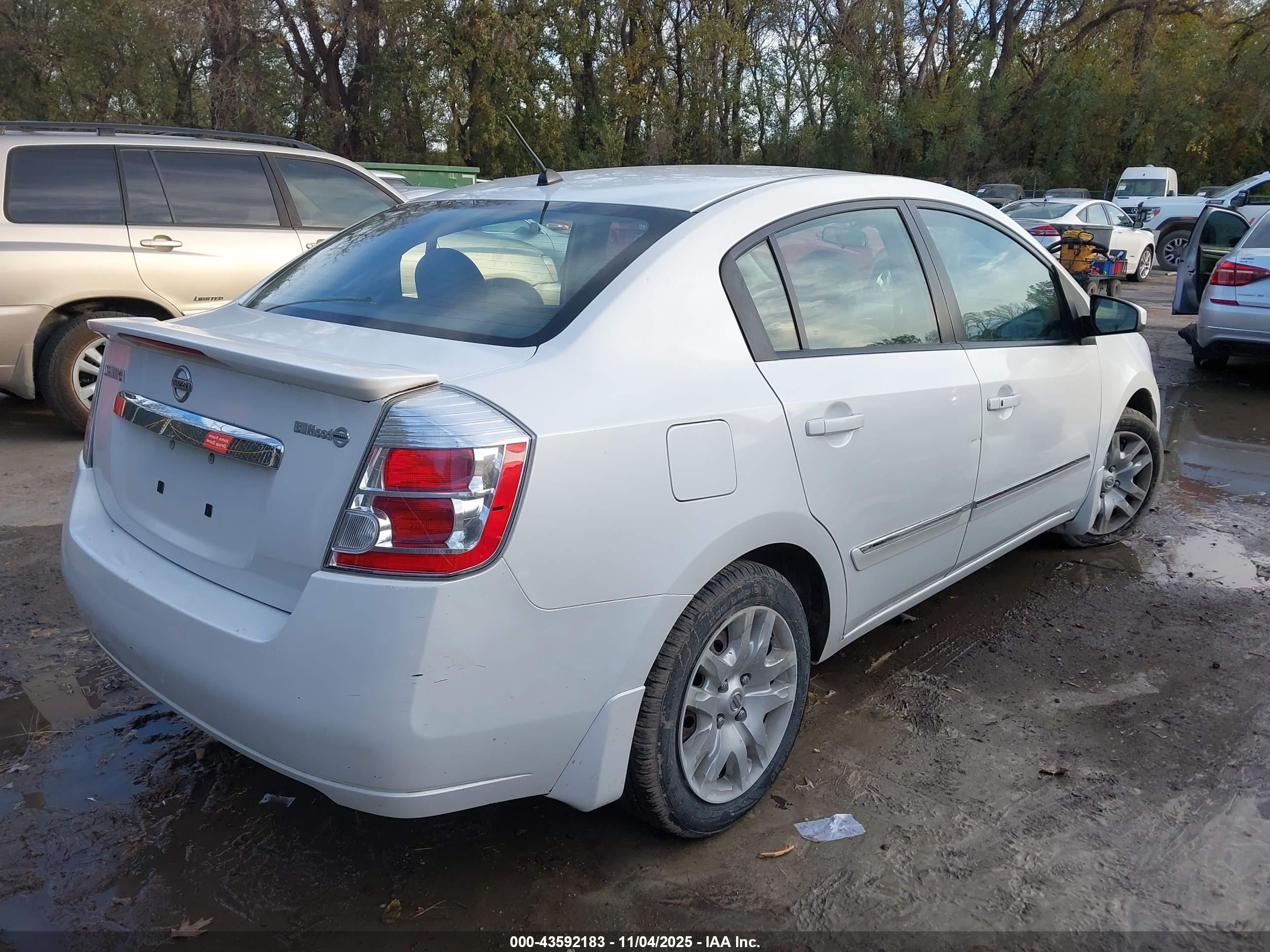 NISSAN SENTRA image 4