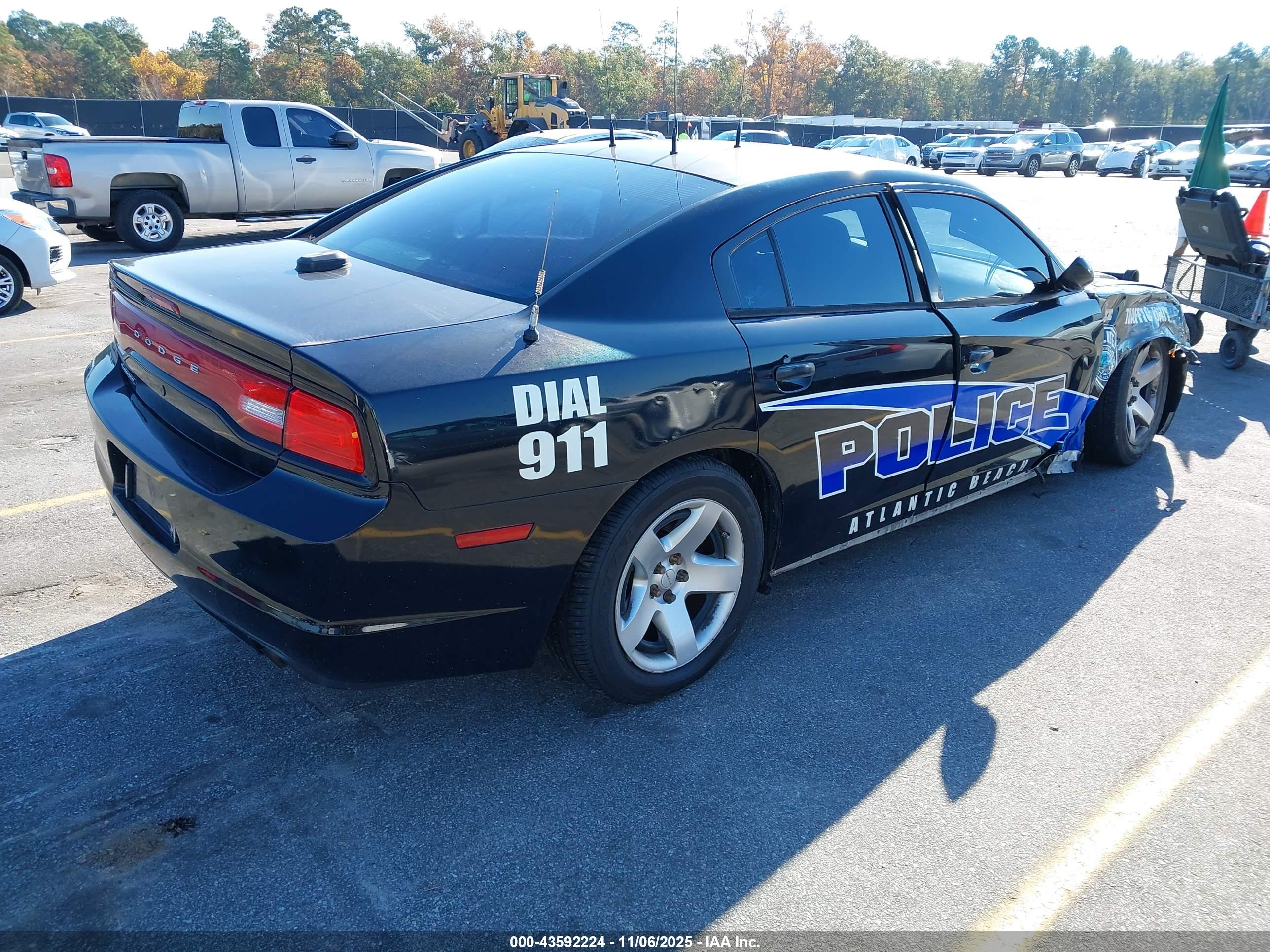 DODGE CHARGER image 4