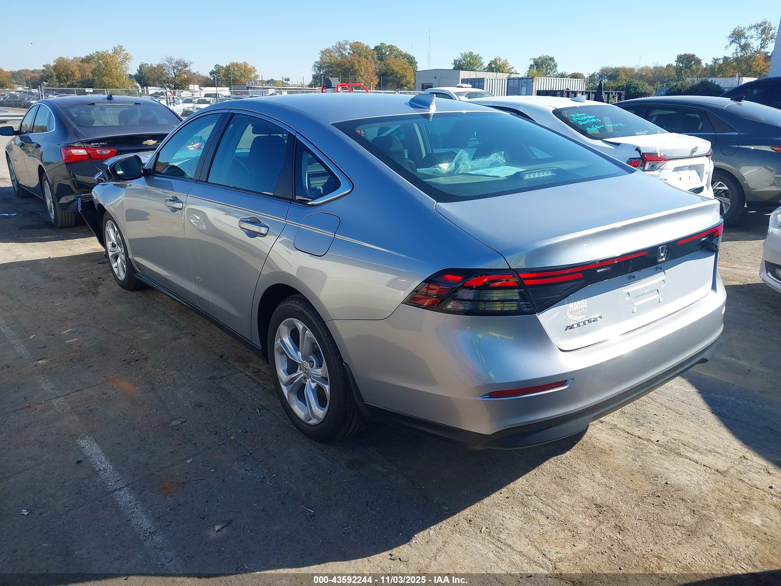 HONDA ACCORD image 3
