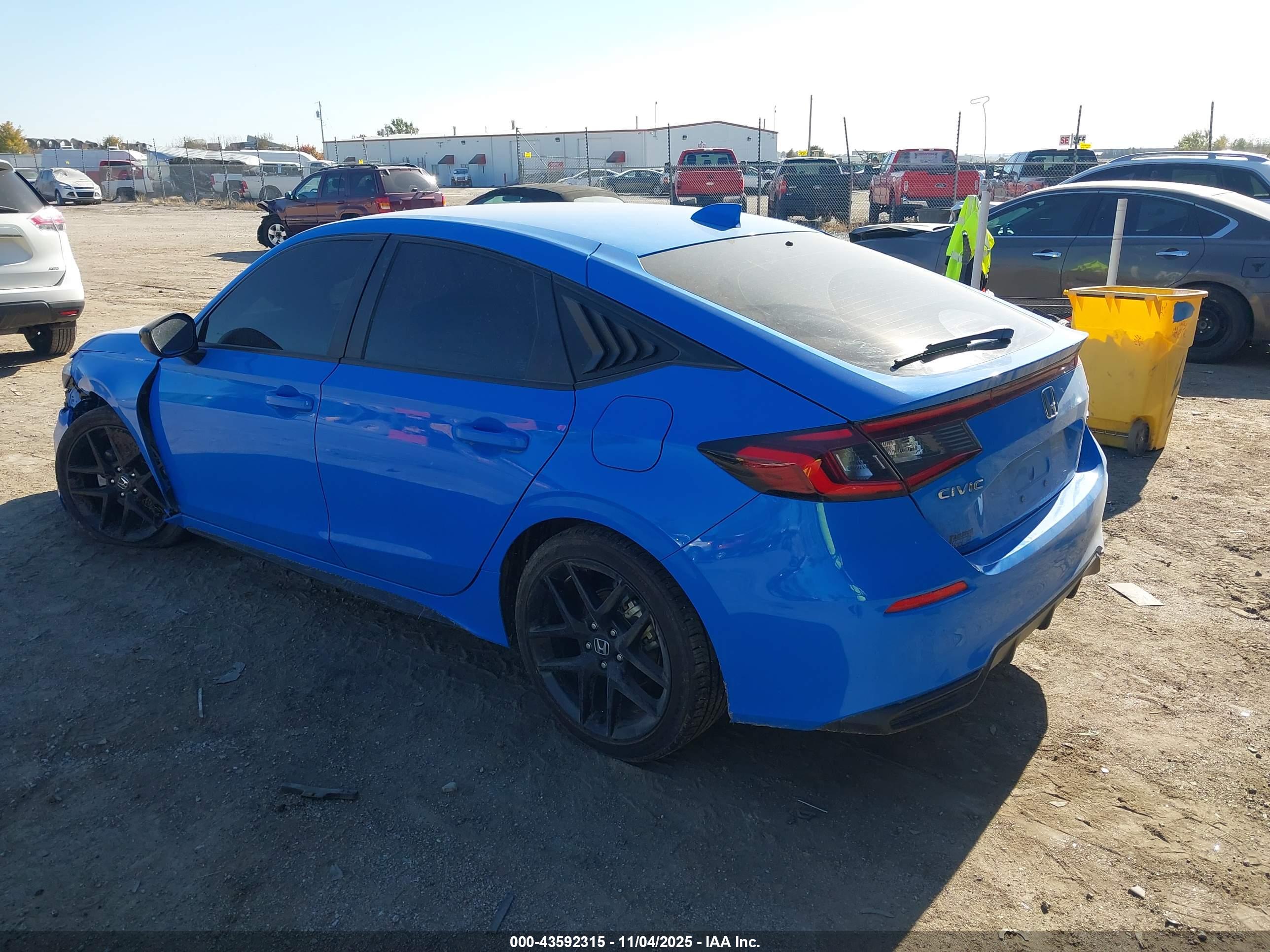 HONDA CIVIC image 3