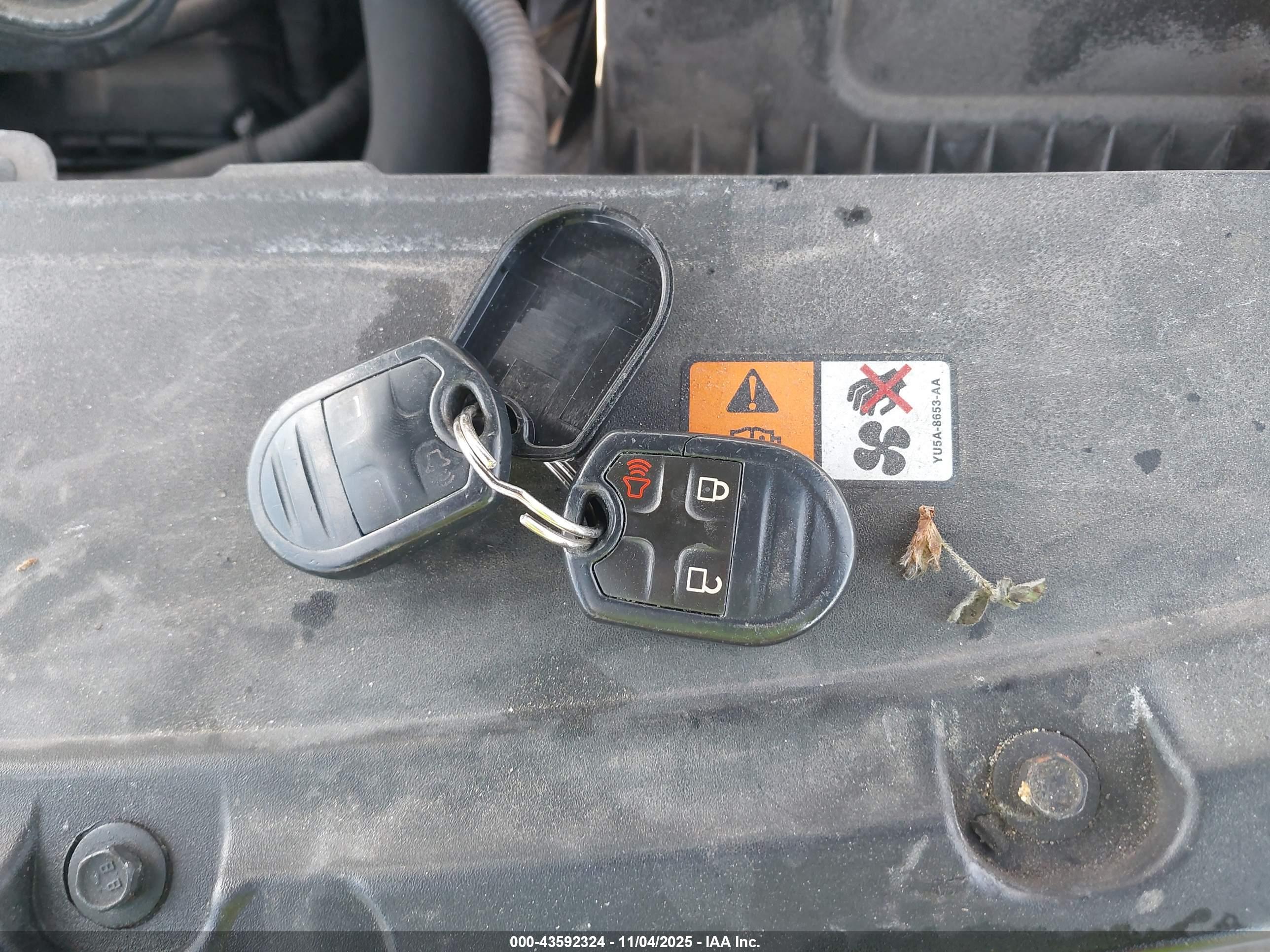 FORD EXPLORER image 11