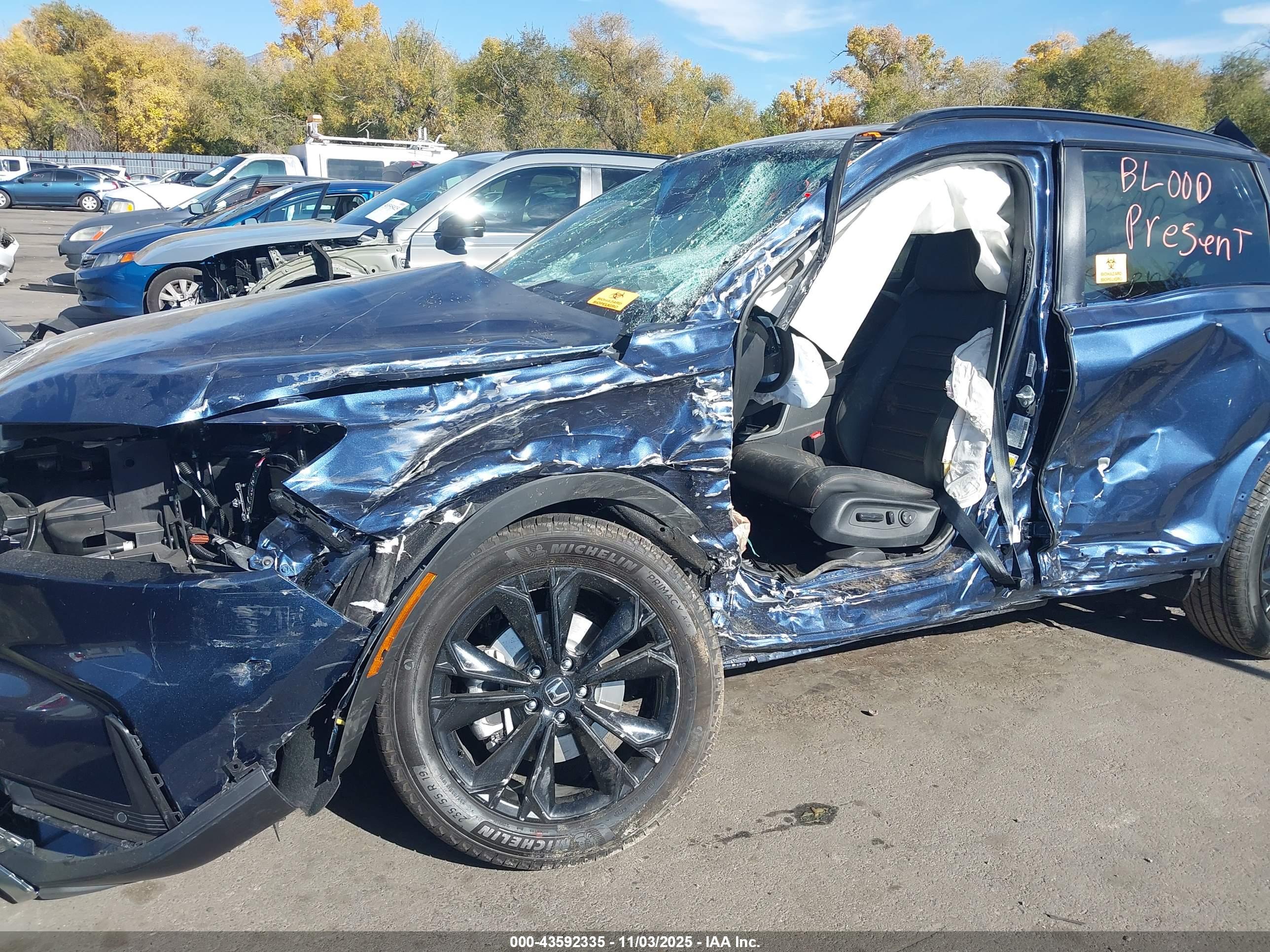 HONDA CR-V image 6