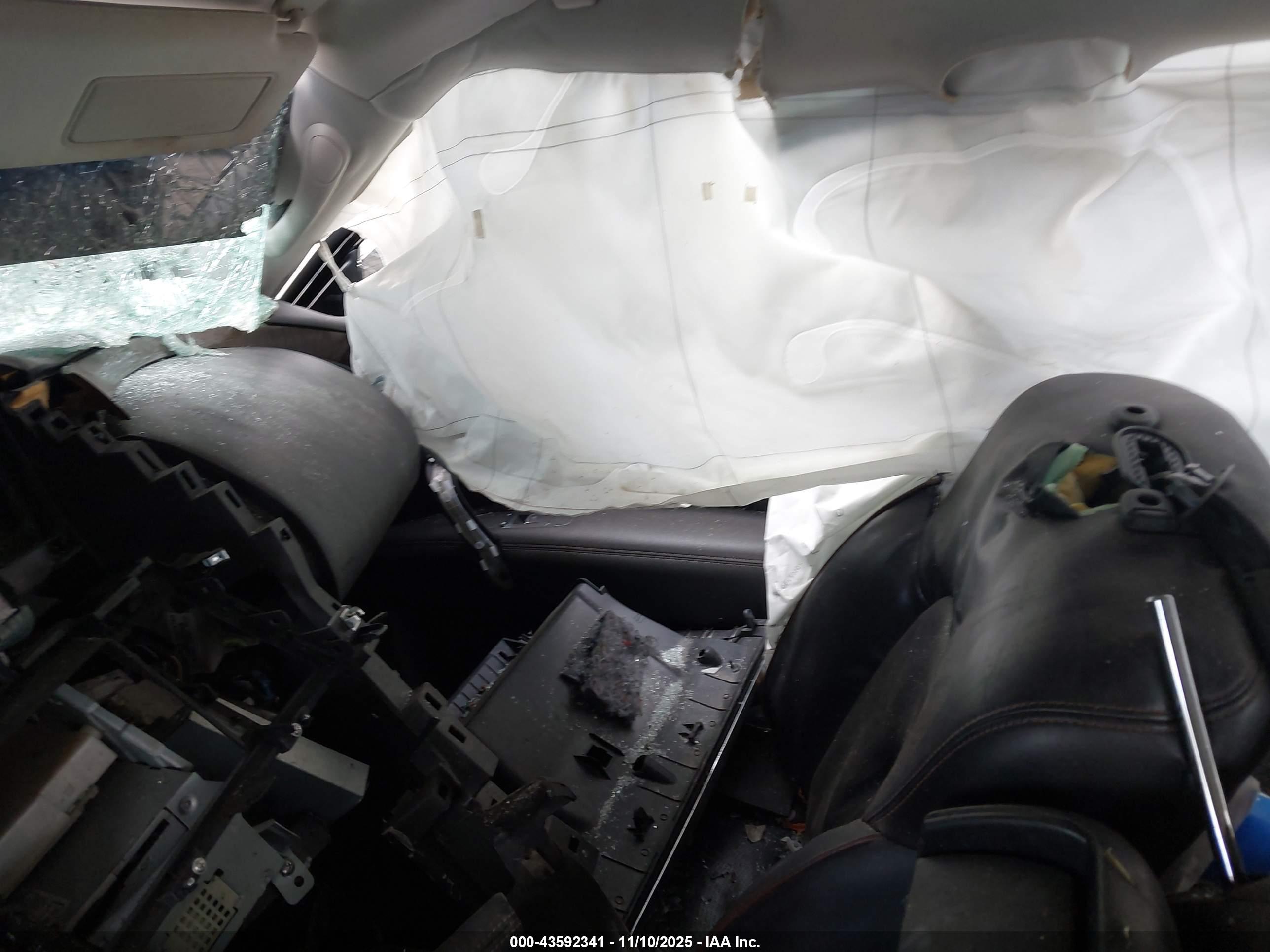 NISSAN ARMADA image 5