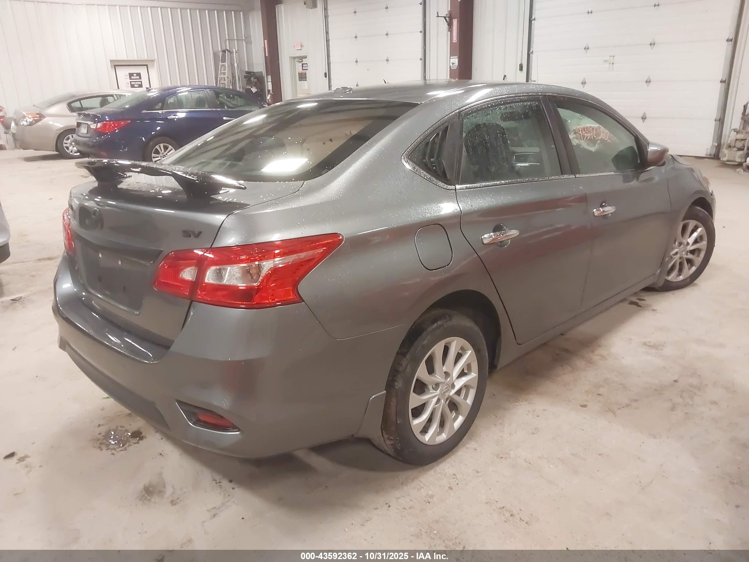 NISSAN SENTRA image 4